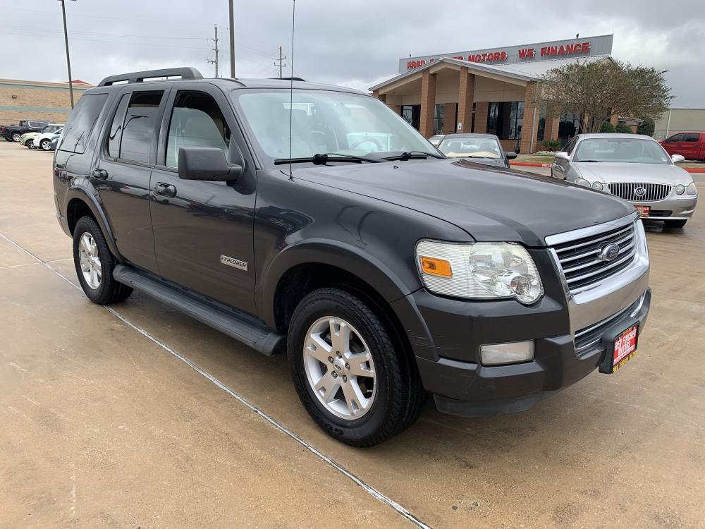 2007 black /tan Ford Explorer XLT 4.0L 2WD (1FMEU63E17U) with an 4.0L V6 SOHC 16V engine, 5-Speed Automatic Overdrive transmission, located at 14700 Tomball Parkway 249, Houston, TX, 77086, (281) 444-2200, 29.928619, -95.504074 - Photo #0