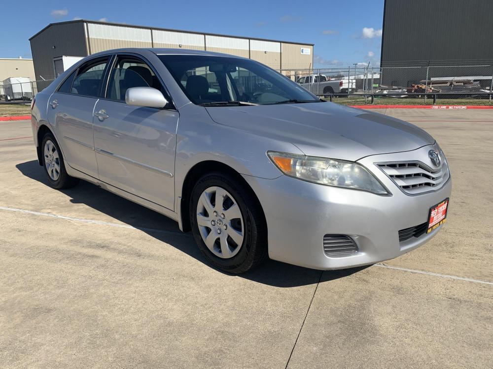2010 SILVER /gray Toyota Camry Camry-Grade 6-Spd AT (4T4BF3EK5AR) with an 2.5L L4 DOHC 16V engine, 6-Speed Automatic Overdrive transmission, located at 14700 Tomball Parkway 249, Houston, TX, 77086, (281) 444-2200, 29.928619, -95.504074 - Photo #0