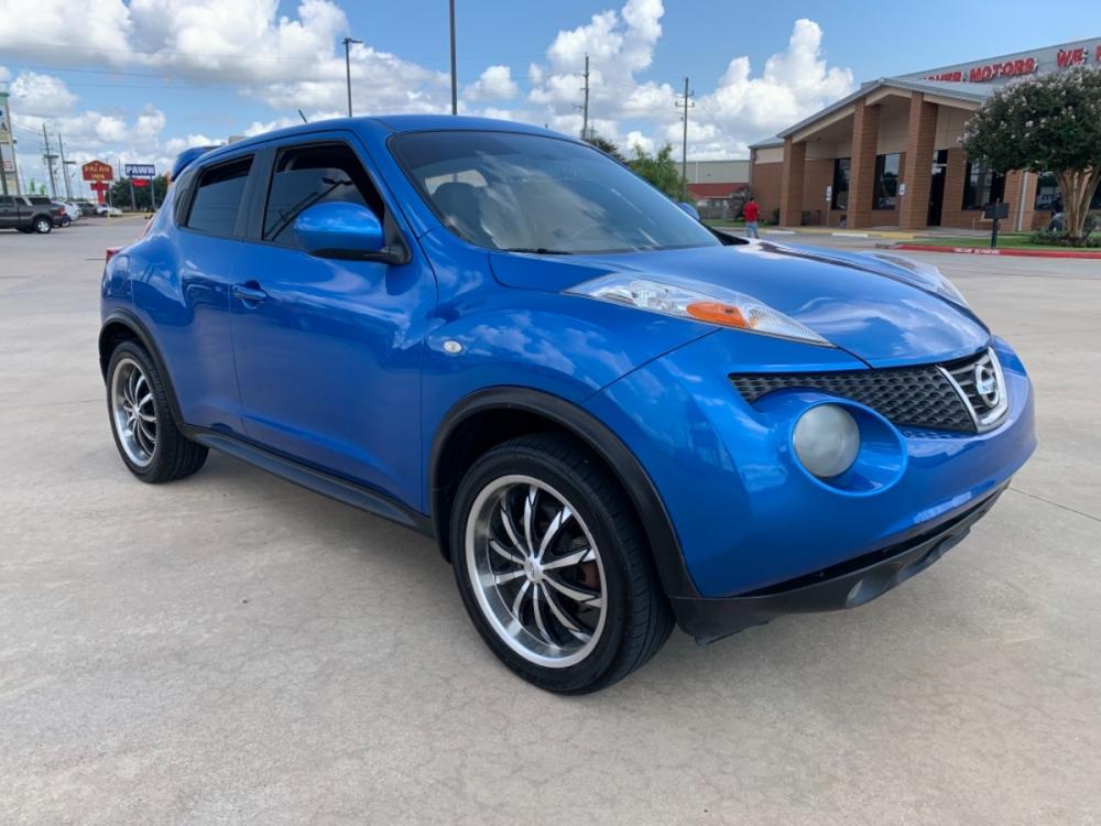 2012 BLUE /black Nissan Juke S FWD (JN8AF5MR2CT) with an 1.6L L4 DOHC 16V engine, Continuously Variable Transmission transmission, located at 14700 Tomball Parkway 249, Houston, TX, 77086, (281) 444-2200, 29.928619, -95.504074 - Photo #0