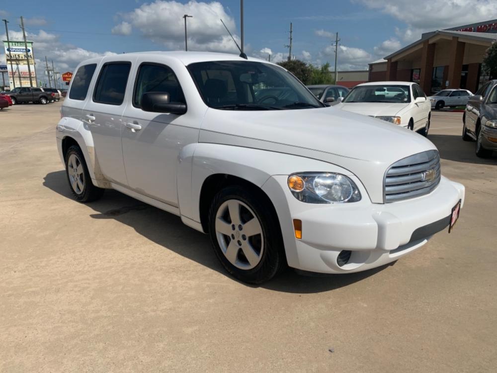 2010 white /tan Chevrolet HHR LS (3GNBAADB8AS) with an 2.2L L4 DOHC 16V FFV engine, 4-Speed Automatic transmission, located at 14700 Tomball Parkway 249, Houston, TX, 77086, (281) 444-2200, 29.928619, -95.504074 - Photo #0