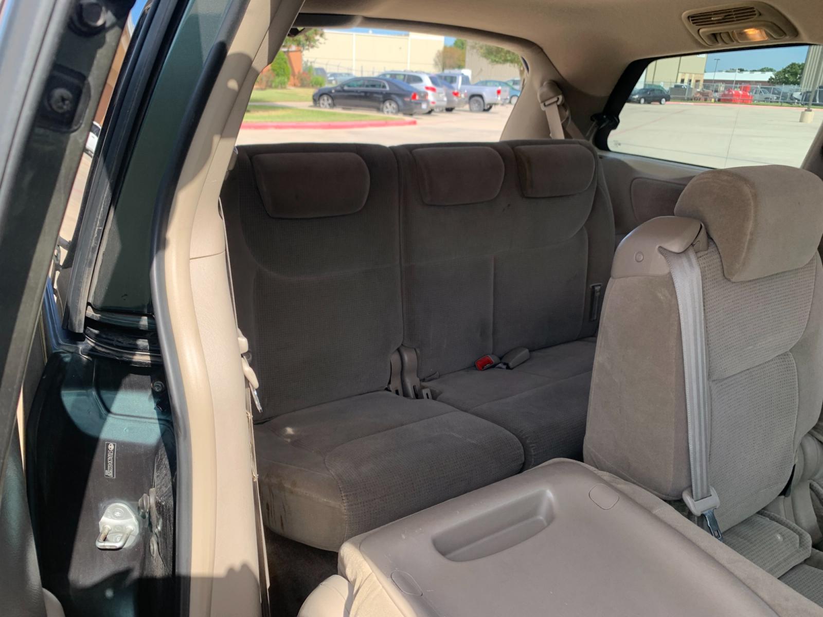 2005 GREEN Toyota Sienna LE - 7 Passenger Seating (5TDZA23C45S) with an 3.3L V6 DOHC 24V engine, 5-Speed Automatic Overdrive transmission, located at 14700 Tomball Parkway 249, Houston, TX, 77086, (281) 444-2200, 29.928619, -95.504074 - Photo #13
