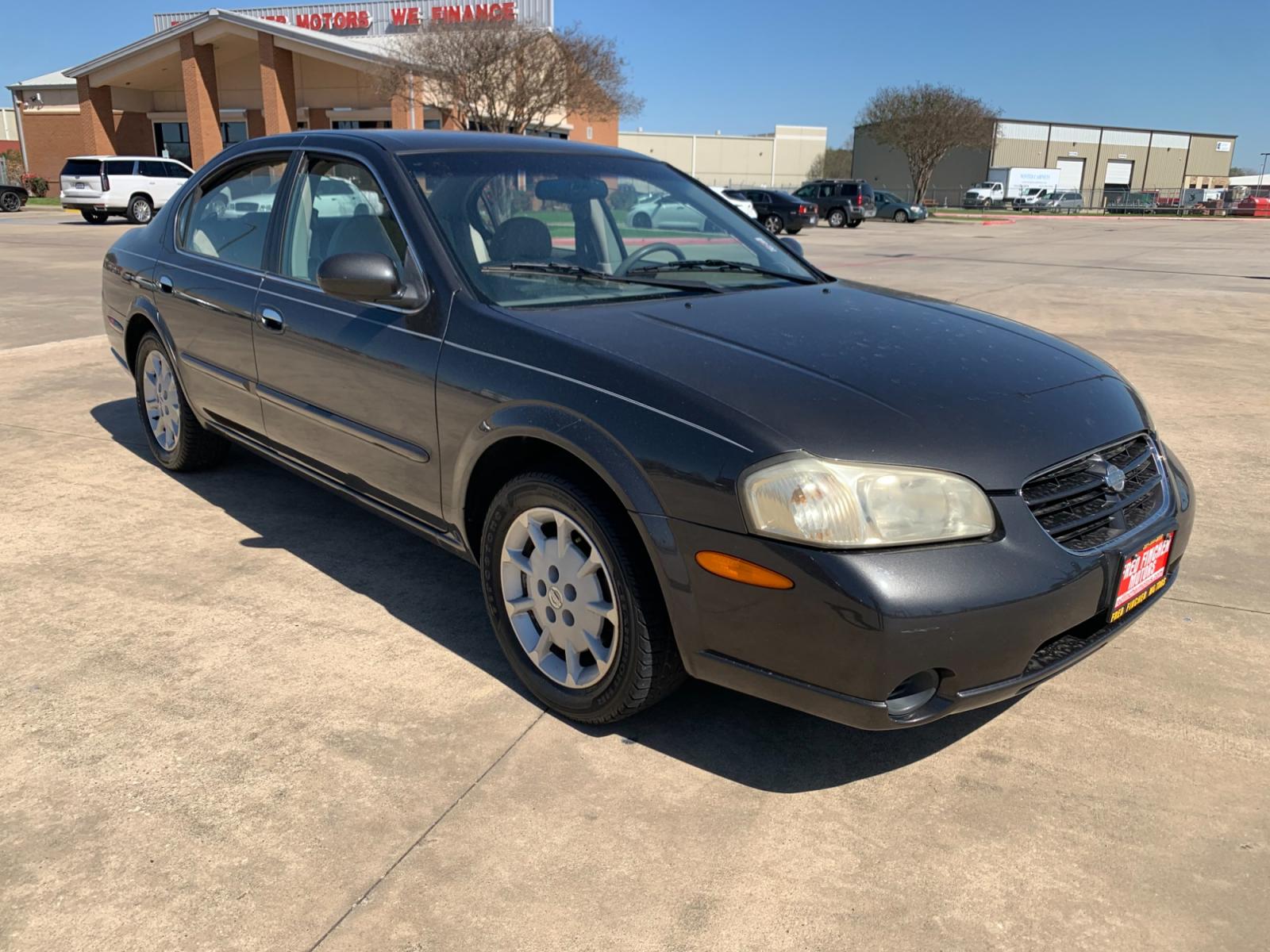 2001 GRAY Nissan Maxima GLE (JN1CA31D41T) with an 3.0L V6 DOHC 24V engine, 4-Speed Automatic Overdrive transmission, located at 14700 Tomball Parkway 249, Houston, TX, 77086, (281) 444-2200, 29.928619, -95.504074 - Photo #0