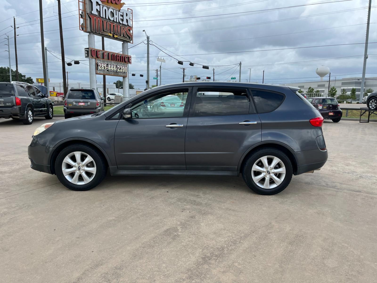 2007 SILVER Subaru B9 Tribeca 5-Passenger (4S4WX82D074) with an 3.0L H6 DOHC 24V engine, 5-Speed Automatic Overdrive transmission, located at 14700 Tomball Parkway 249, Houston, TX, 77086, (281) 444-2200, 29.928619, -95.504074 - Photo #3