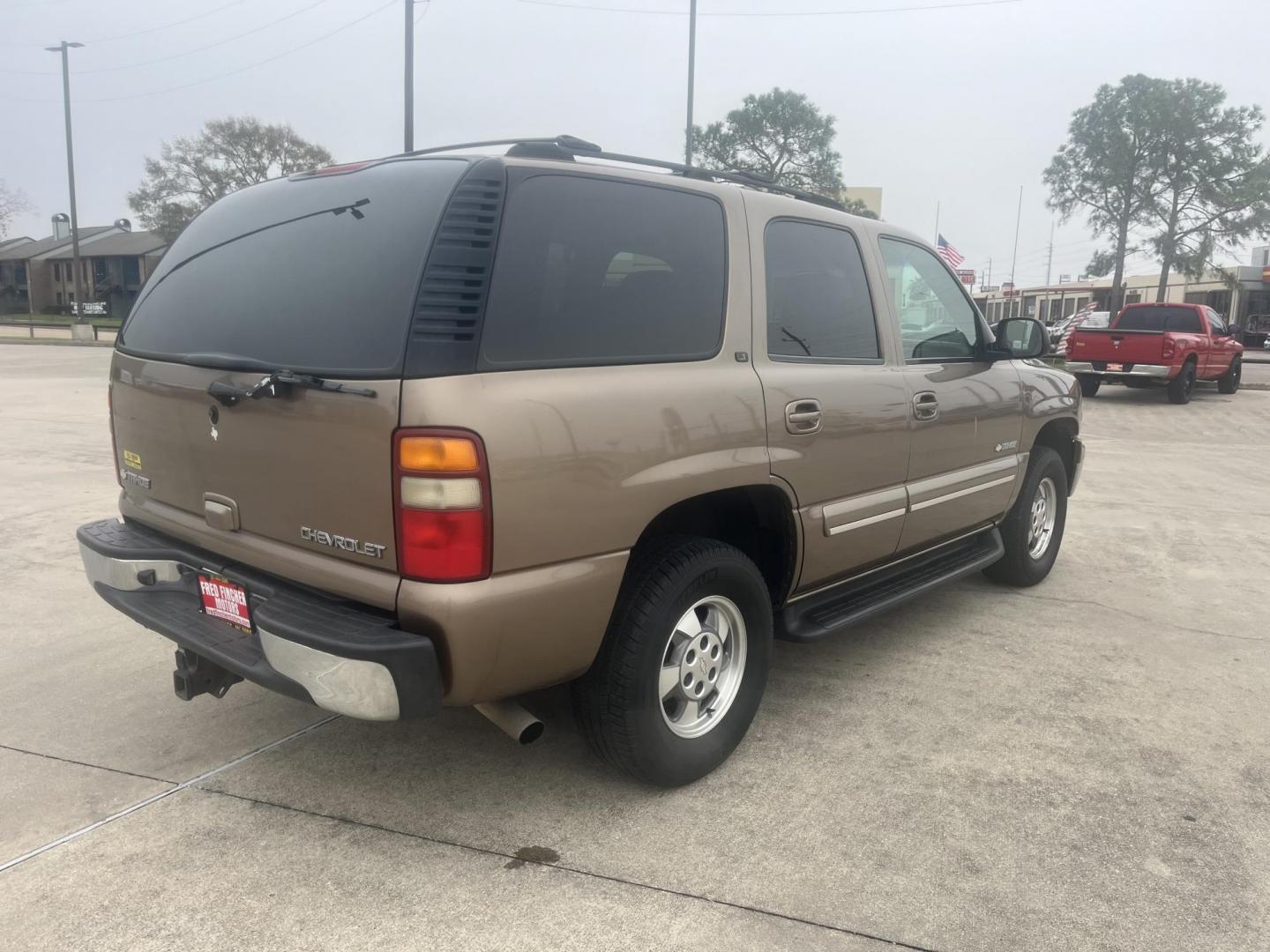 2003 GOLD /TAN Chevrolet Tahoe 2WD (1GNEC13Z13R) with an 5.3L V8 OHV 16V FFV engine, 4-Speed Automatic Overdrive transmission, located at 14700 Tomball Parkway 249, Houston, TX, 77086, (281) 444-2200, 29.928619, -95.504074 - Photo#7