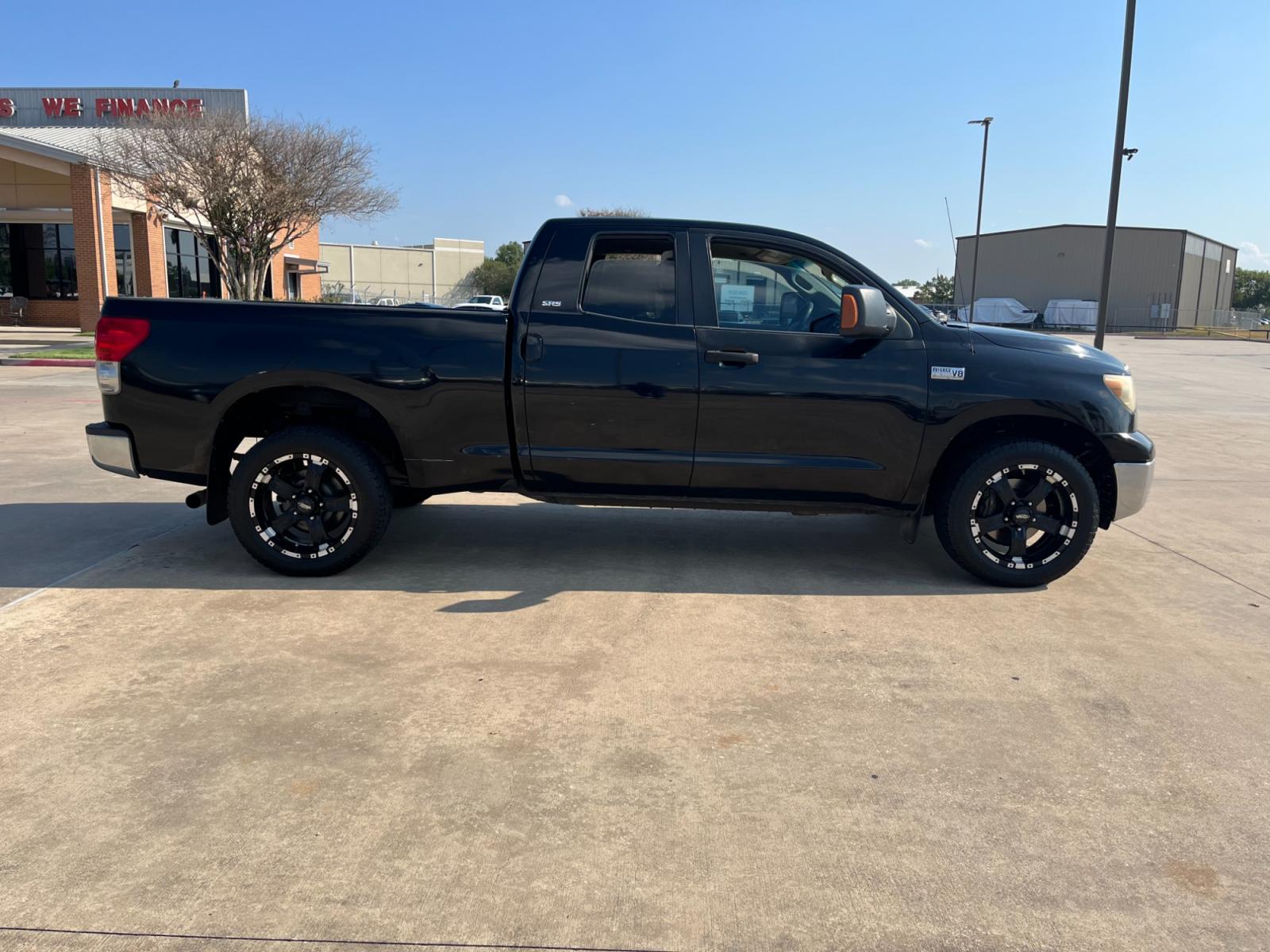 2008 Black /TAN Toyota Tundra SR5 Double Cab 5.7L 2WD (5TFRV54128X) with an 5.7L V8 DOHC 32V engine, 6-Speed Automatic Overdrive transmission, located at 14700 Tomball Parkway 249, Houston, TX, 77086, (281) 444-2200, 29.928619, -95.504074 - Photo #7