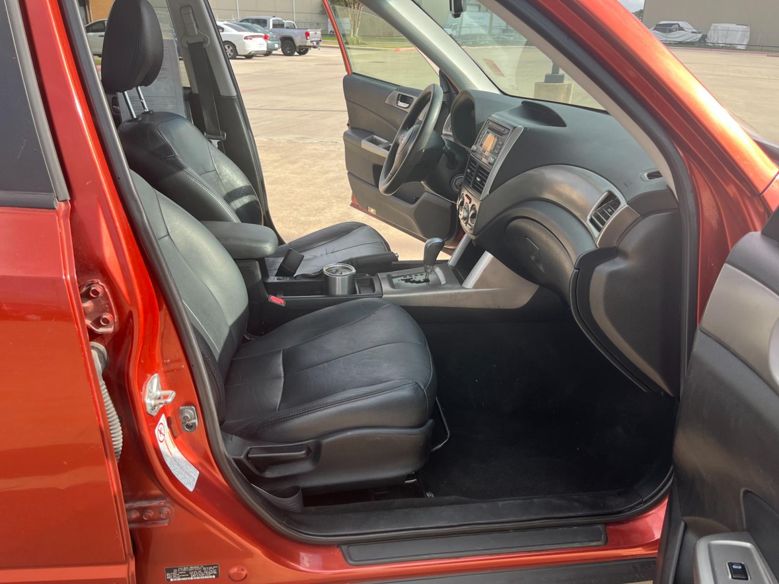 2010 orange /black Subaru Forester 2.5X Premium (JF2SH6CCXAH) with an 2.5L H4 SOHC 16V engine, 4-Speed Automatic transmission, located at 14700 Tomball Parkway 249, Houston, TX, 77086, (281) 444-2200, 29.928619, -95.504074 - Photo #11