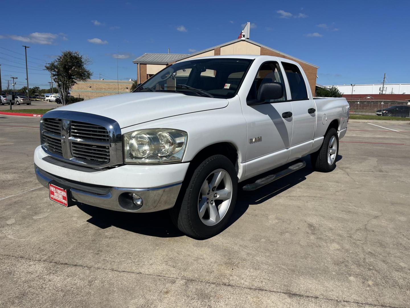 2008 white /black Dodge Ram 1500 (1D7HA18N08S) , Automatic transmission, located at 14700 Tomball Parkway 249, Houston, TX, 77086, (281) 444-2200, 29.928619, -95.504074 - Photo#2