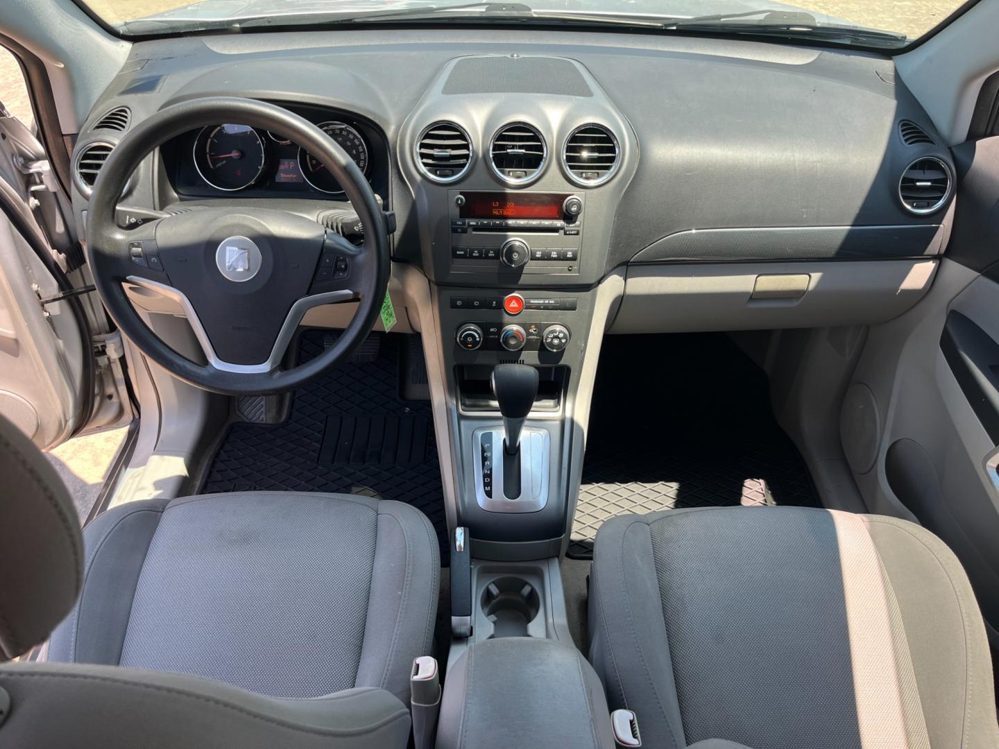 2009 SILVER /gray Saturn VUE AWD V6 XE (3GSDL43N99S) with an 3.5L V6 SOHC 24V engine, 6-Speed Automatic transmission, located at 14700 Tomball Parkway 249, Houston, TX, 77086, (281) 444-2200, 29.928619, -95.504074 - Photo#10