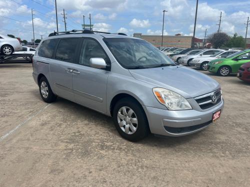 2008 Hyundai Entourage GLS