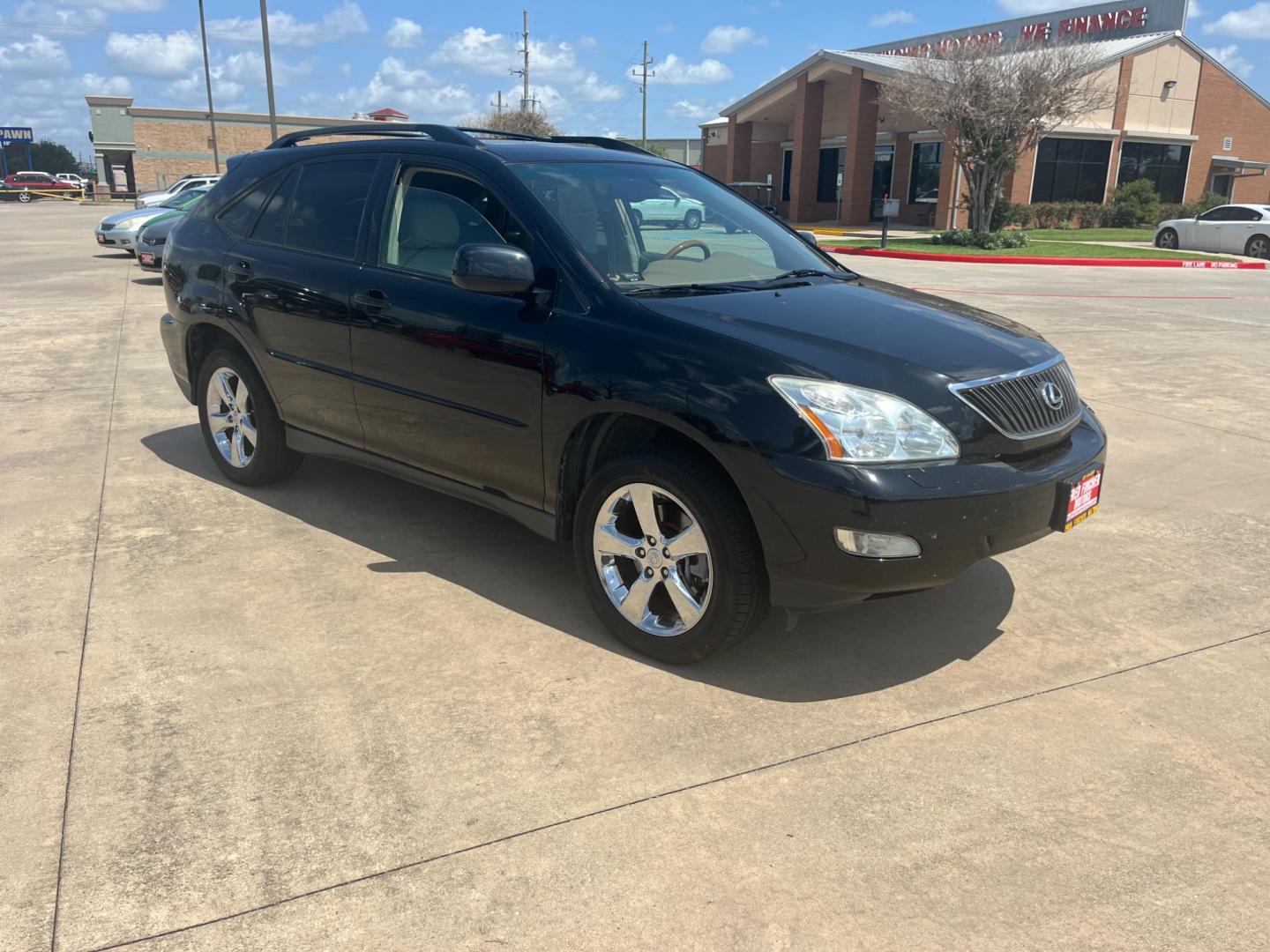 2007 Black /black Lexus RX 350 FWD (2T2GK31U07C) with an 3.5L V6 DOHC 24V engine, 5-Speed Automatic Overdrive transmission, located at 14700 Tomball Parkway 249, Houston, TX, 77086, (281) 444-2200, 29.928619, -95.504074 - Photo#0