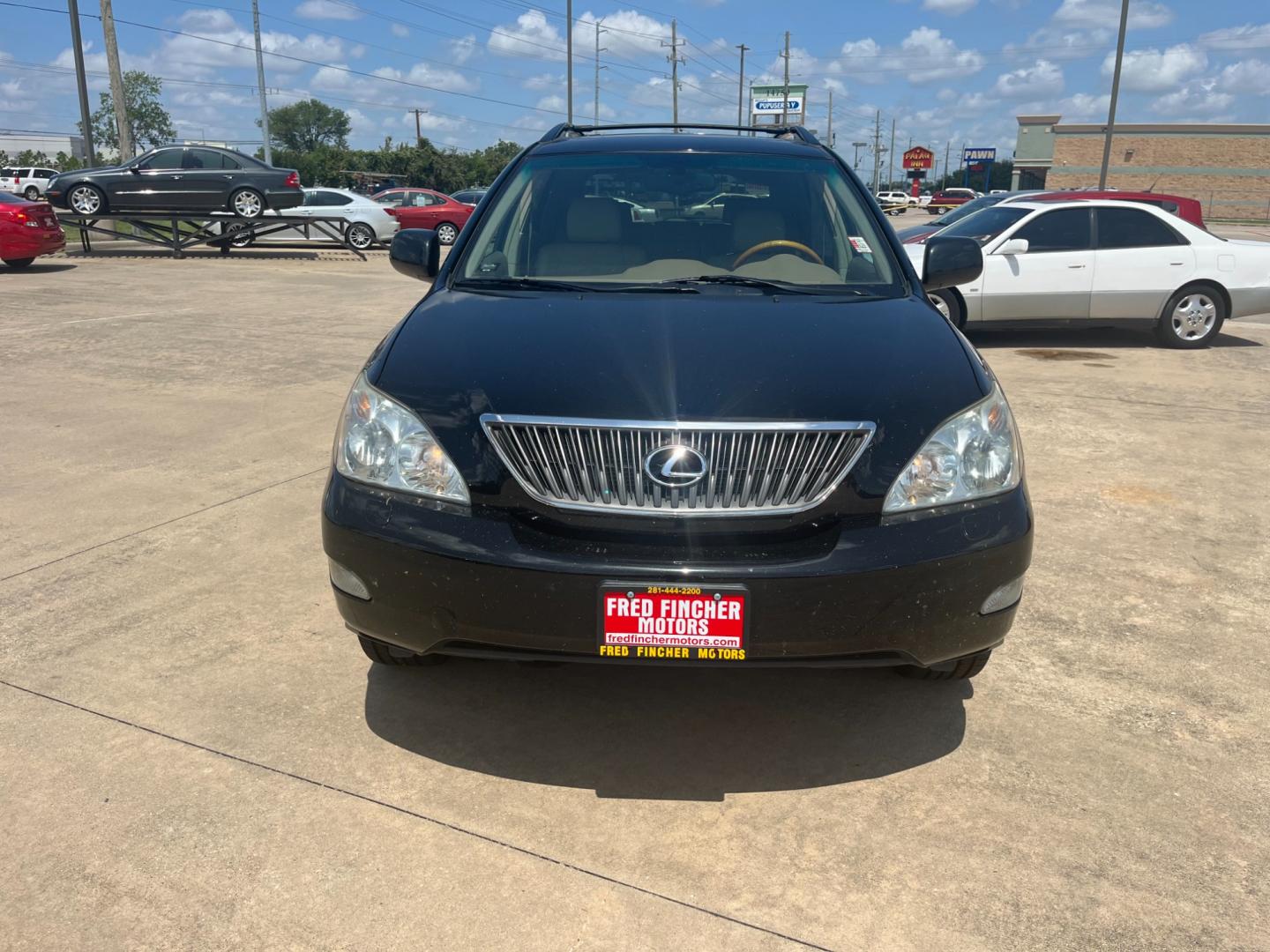 2007 Black /black Lexus RX 350 FWD (2T2GK31U07C) with an 3.5L V6 DOHC 24V engine, 5-Speed Automatic Overdrive transmission, located at 14700 Tomball Parkway 249, Houston, TX, 77086, (281) 444-2200, 29.928619, -95.504074 - Photo#1