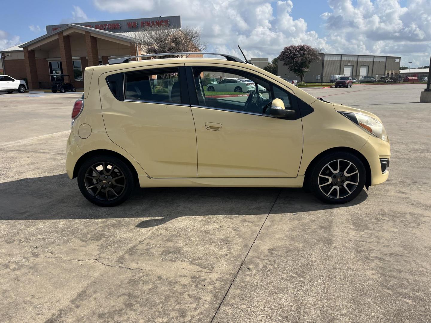 2014 /black Chevrolet Spark 2LT Auto (KL8CF6S92EC) with an 1.2L L4 16V DOHC engine, Continuously Variable Transmission transmission, located at 14700 Tomball Parkway 249, Houston, TX, 77086, (281) 444-2200, 29.928619, -95.504074 - Photo#9