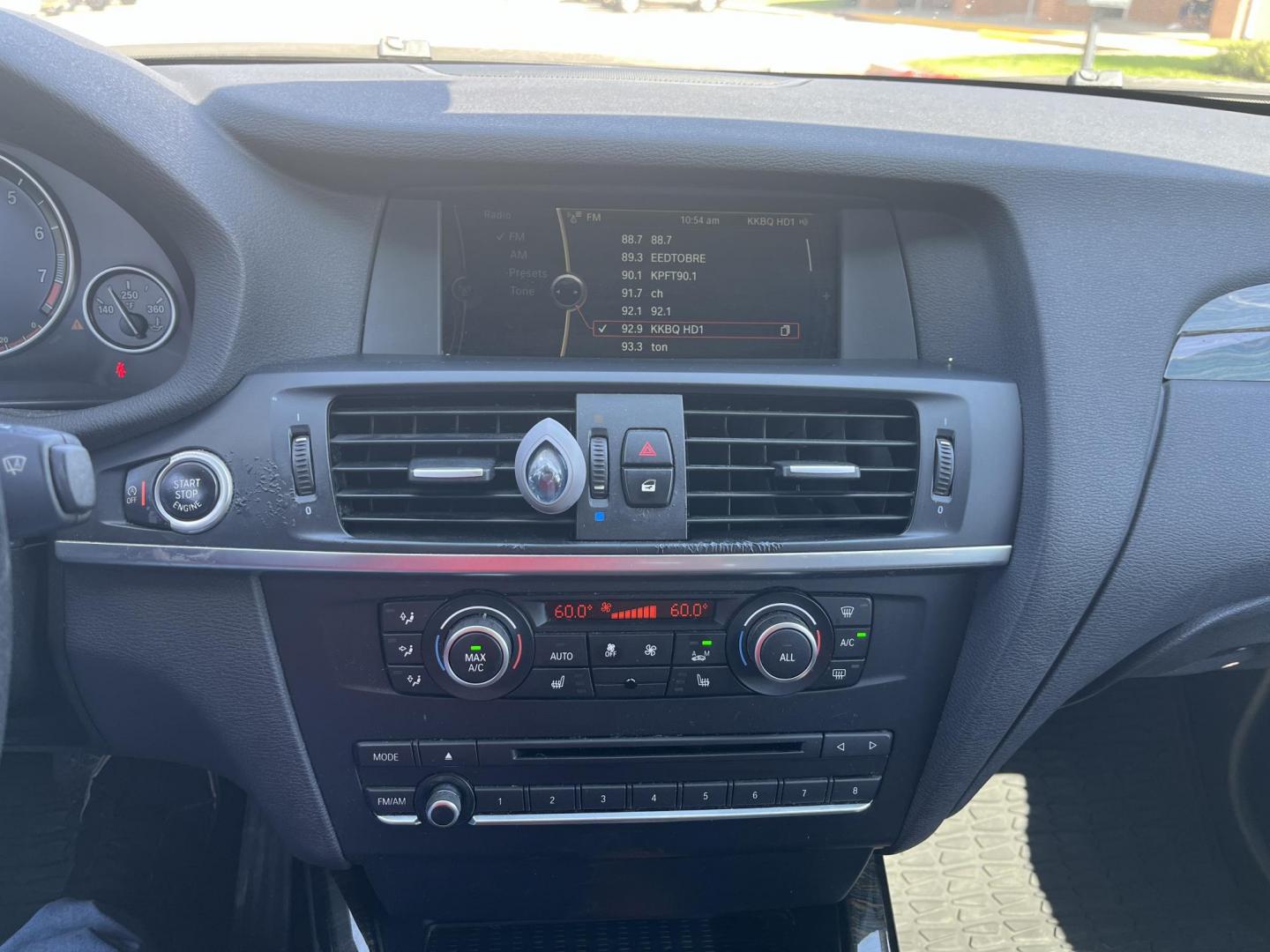2013 BMW X3 xDrive28i (5UXWX9C55D0) with an 3.0L L6 DOHC 24V engine, 8-Speed Automatic transmission, located at 14700 Tomball Parkway 249, Houston, TX, 77086, (281) 444-2200, 29.928619, -95.504074 - Photo#12