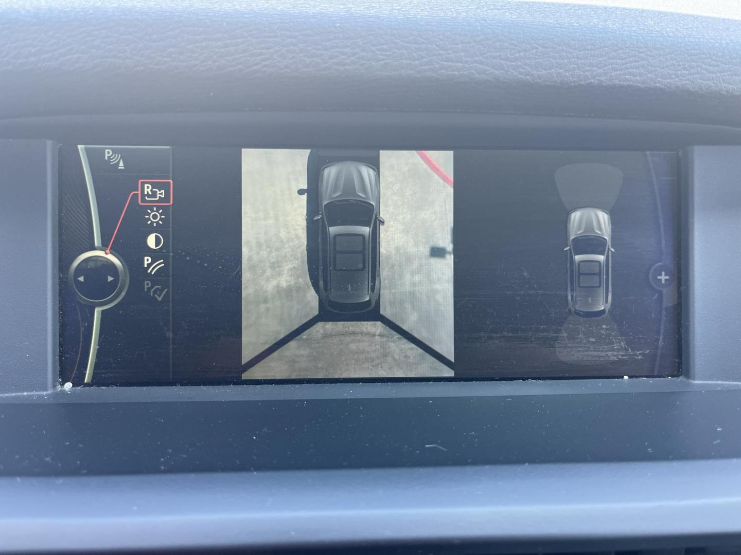 2013 BMW X3 xDrive28i (5UXWX9C55D0) with an 3.0L L6 DOHC 24V engine, 8-Speed Automatic transmission, located at 14700 Tomball Parkway 249, Houston, TX, 77086, (281) 444-2200, 29.928619, -95.504074 - Photo#15