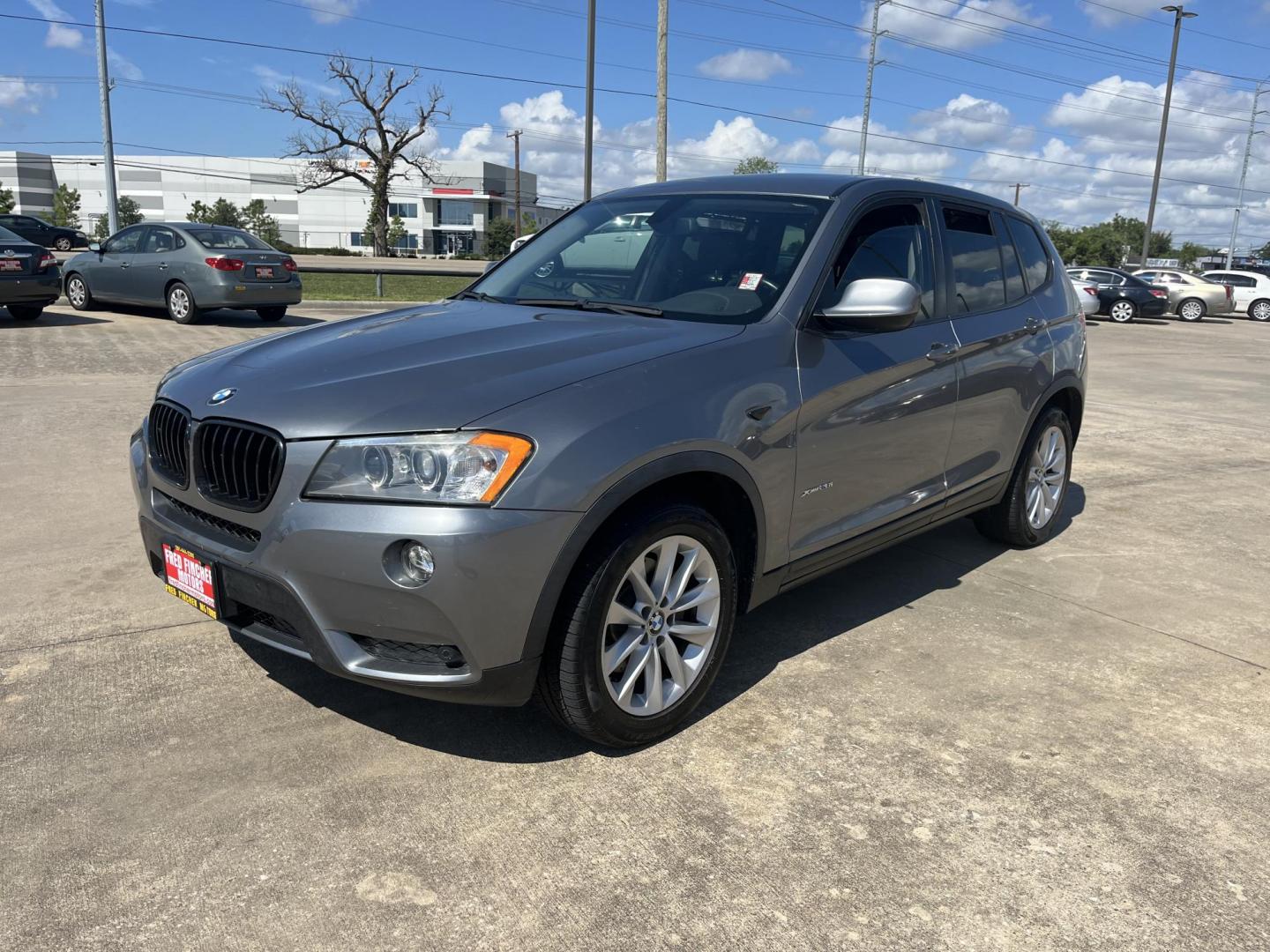 2013 BMW X3 xDrive28i (5UXWX9C55D0) with an 3.0L L6 DOHC 24V engine, 8-Speed Automatic transmission, located at 14700 Tomball Parkway 249, Houston, TX, 77086, (281) 444-2200, 29.928619, -95.504074 - Photo#2