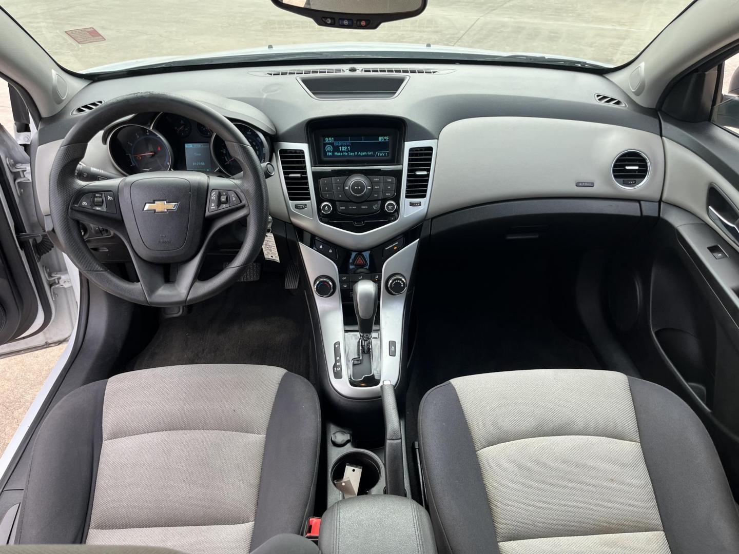 2014 Chevrolet Cruze LS Auto (1G1PA5SH5E7) with an 1.8L L4 DOHC 16V FFV engine, 6-Speed Automatic transmission, located at 14700 Tomball Parkway 249, Houston, TX, 77086, (281) 444-2200, 29.928619, -95.504074 - Photo#12