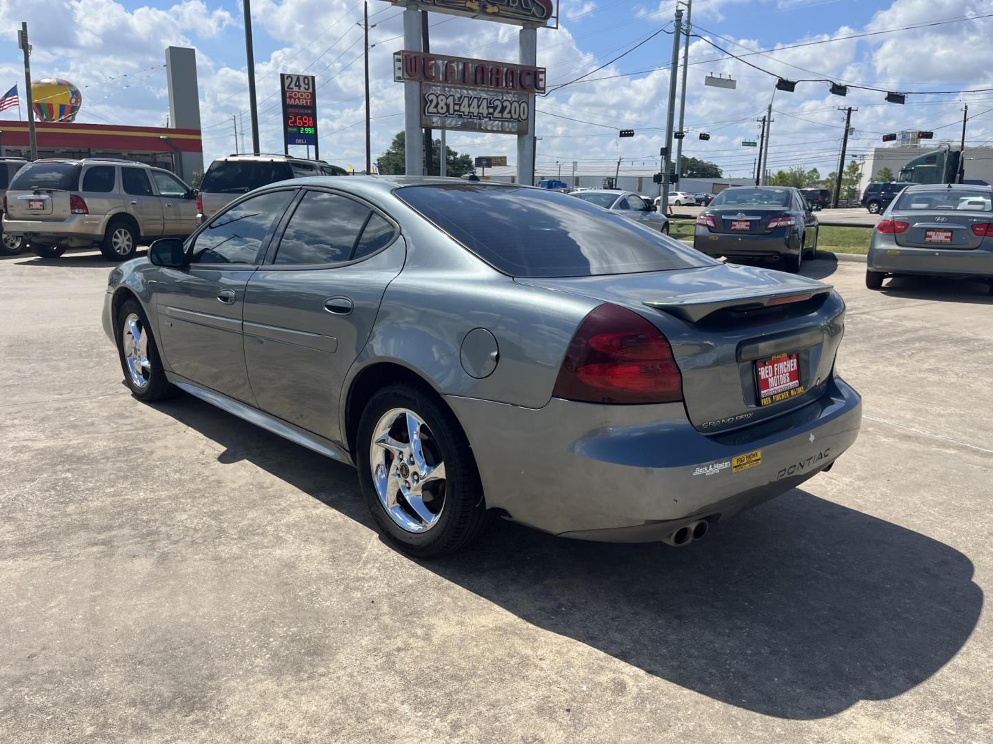 2004 Pontiac Grand Prix GTP (2G2WR524641) with an 3.8L V6 12V OHV engine, 4-Speed Automatic Overdrive transmission, located at 14700 Tomball Parkway 249, Houston, TX, 77086, (281) 444-2200, 29.928619, -95.504074 - Photo#3