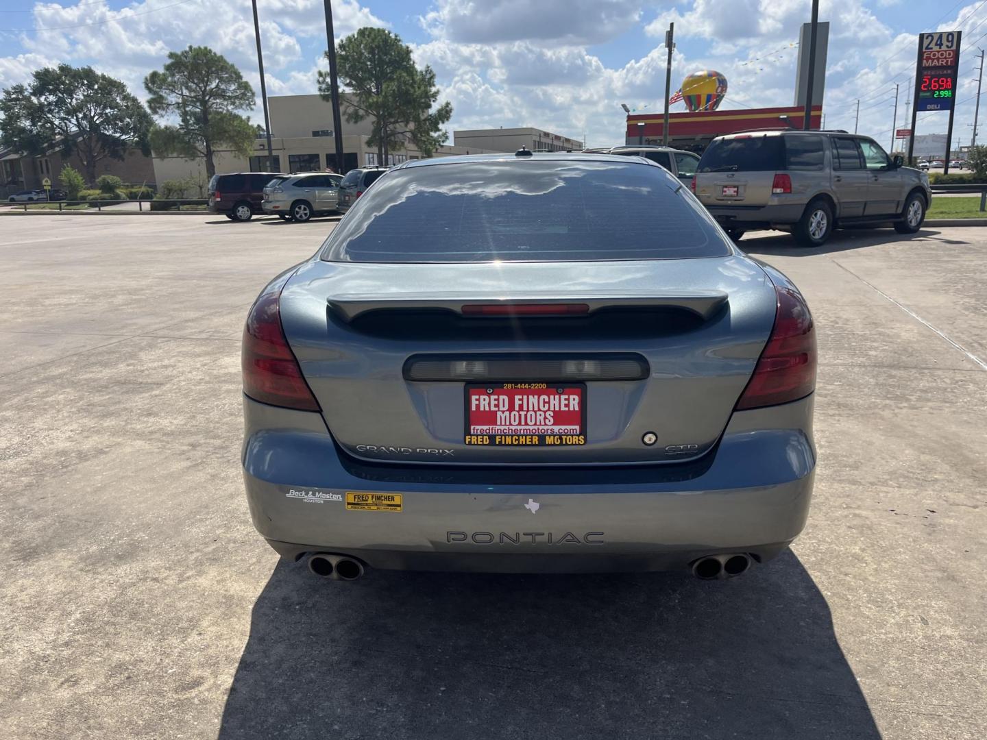 2004 Pontiac Grand Prix GTP (2G2WR524641) with an 3.8L V6 12V OHV engine, 4-Speed Automatic Overdrive transmission, located at 14700 Tomball Parkway 249, Houston, TX, 77086, (281) 444-2200, 29.928619, -95.504074 - Photo#5