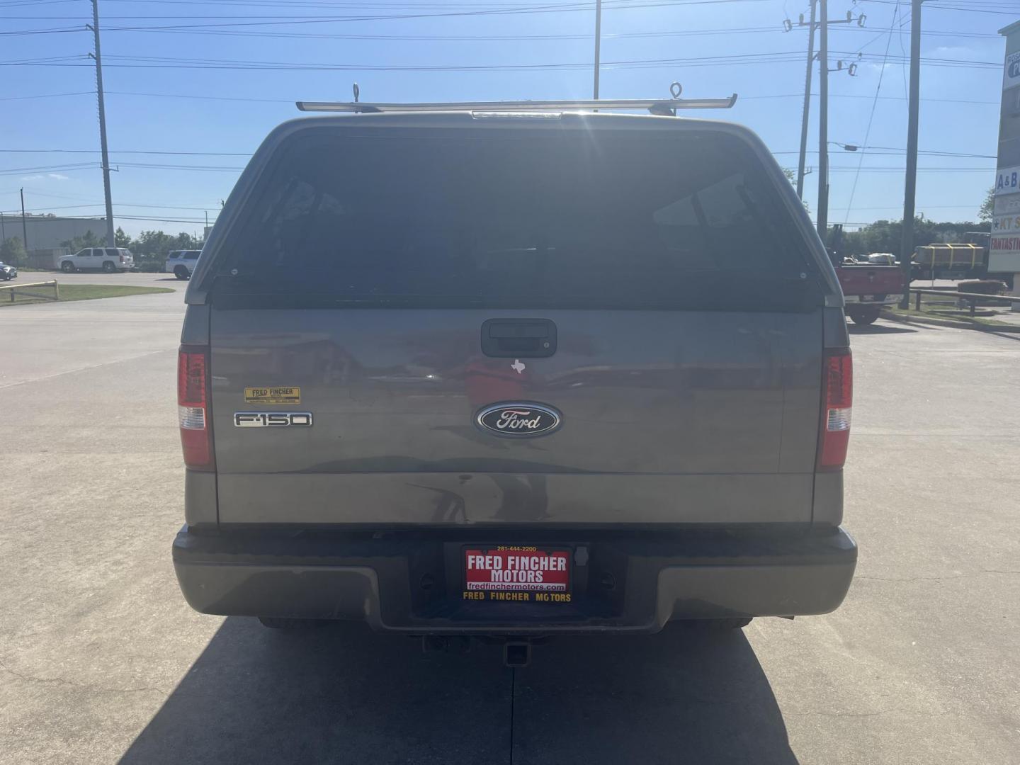 2008 Ford F-150 FX4 SuperCab (1FTPX14V78F) with an 5.4L V8 SOHC 24V FFV engine, 4-Speed Automatic Overdrive transmission, located at 14700 Tomball Parkway 249, Houston, TX, 77086, (281) 444-2200, 29.928619, -95.504074 - Photo#4