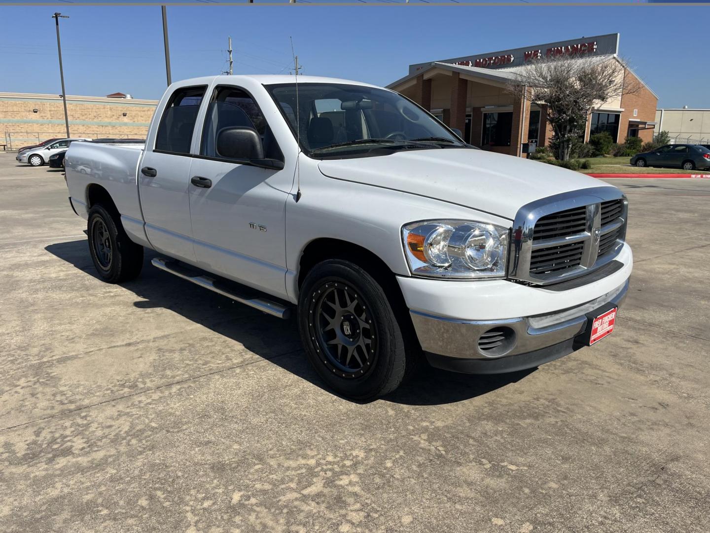 2007 Dodge Ram 1500 Laramie Quad Cab 2WD (1D7HA18P77S) with an 4.7L V8 SOHC 16V FFV engine, Automatic Overdrive transmission, located at 14700 Tomball Parkway 249, Houston, TX, 77086, (281) 444-2200, 29.928619, -95.504074 - Photo#0