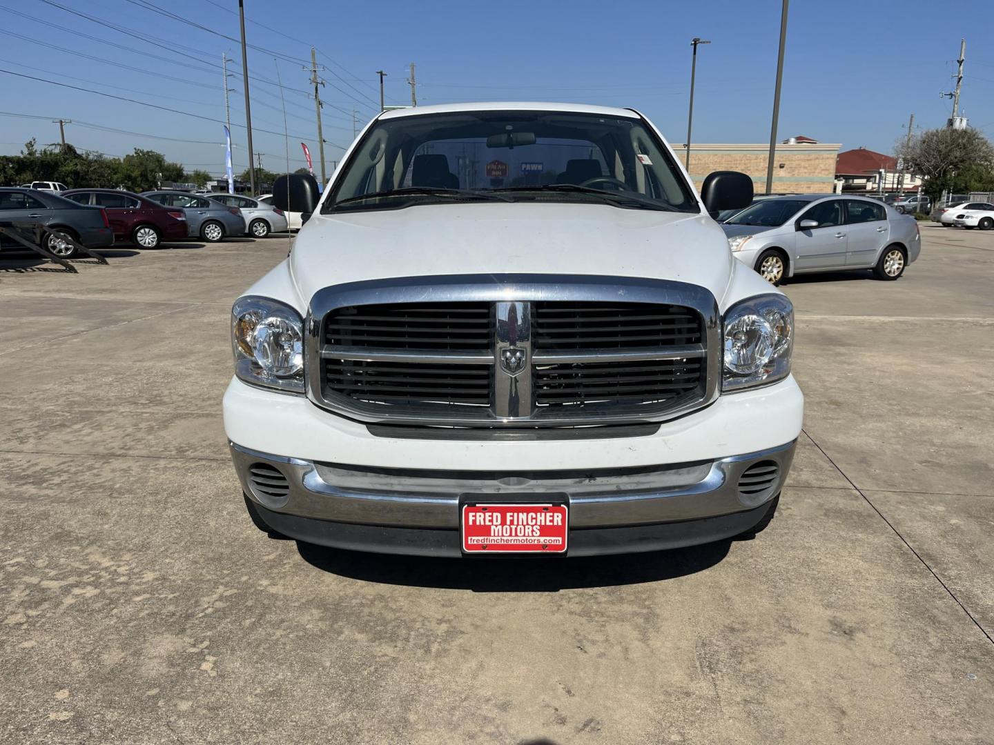 2007 Dodge Ram 1500 Laramie Quad Cab 2WD (1D7HA18P77S) with an 4.7L V8 SOHC 16V FFV engine, Automatic Overdrive transmission, located at 14700 Tomball Parkway 249, Houston, TX, 77086, (281) 444-2200, 29.928619, -95.504074 - Photo#2