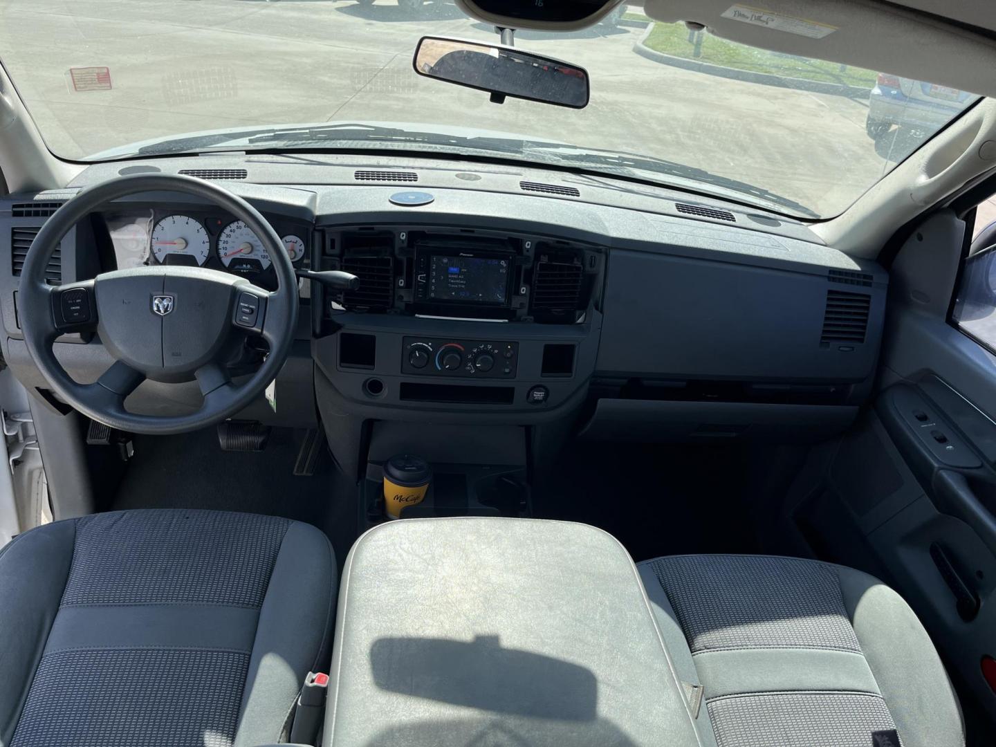 2007 Dodge Ram 1500 Laramie Quad Cab 2WD (1D7HA18P77S) with an 4.7L V8 SOHC 16V FFV engine, Automatic Overdrive transmission, located at 14700 Tomball Parkway 249, Houston, TX, 77086, (281) 444-2200, 29.928619, -95.504074 - Photo#10