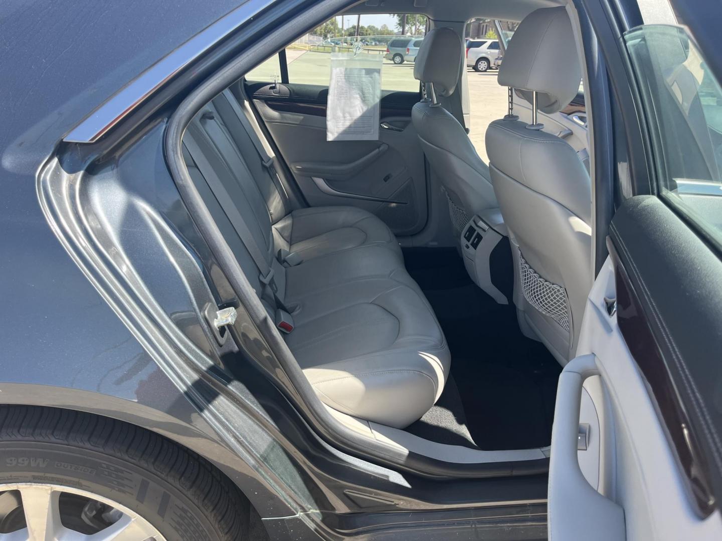 2009 Cadillac CTS 3.6L SFI with Navigation (1G6DJ577290) with an 3.6L V6 DOHC 24V engine, 5-Speed Automatic transmission, located at 14700 Tomball Parkway 249, Houston, TX, 77086, (281) 444-2200, 29.928619, -95.504074 - Photo#15