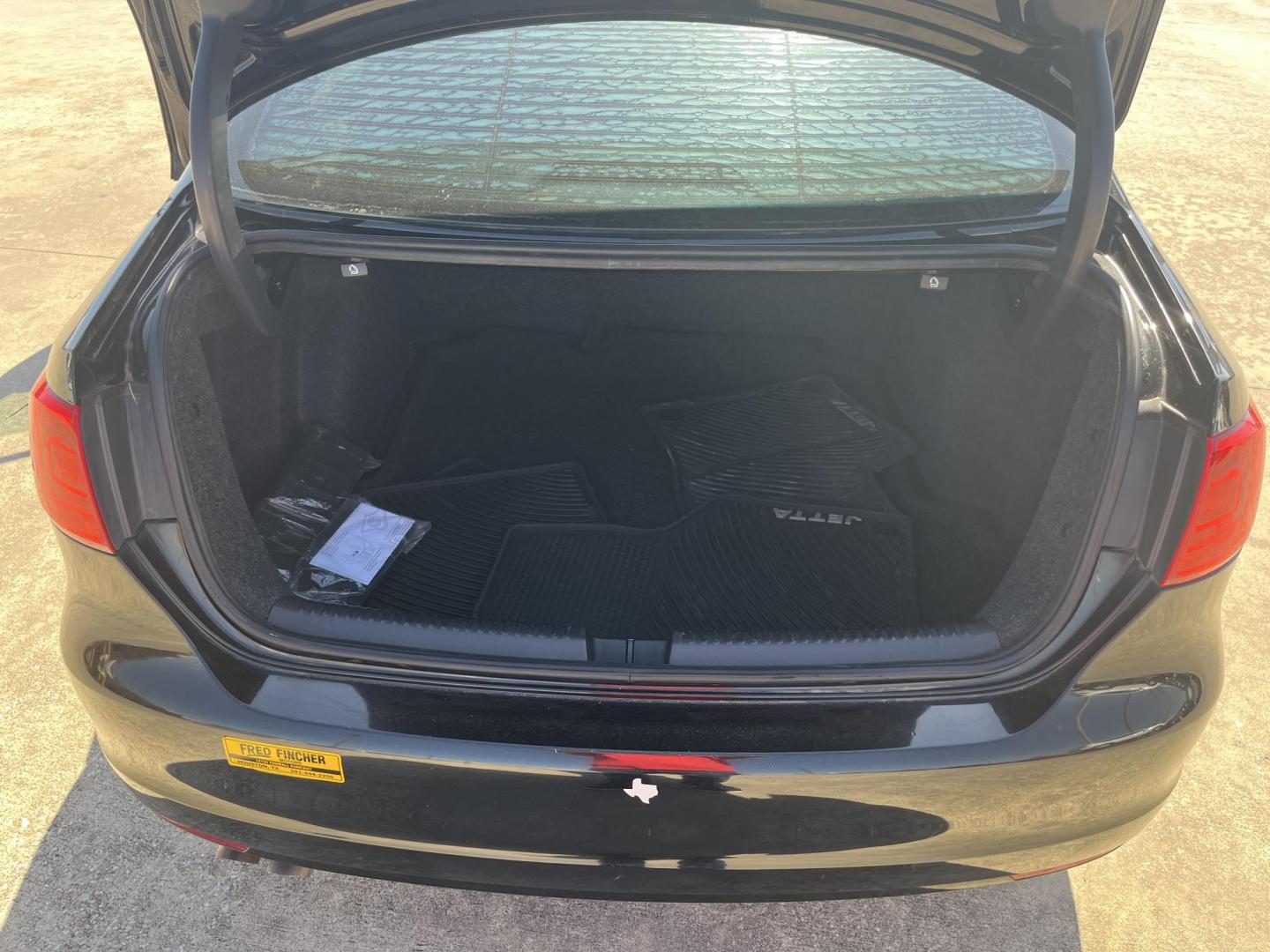 2013 Black /black Volkswagen Jetta S (3VW2K7AJ5DM) with an 2.0L L4 DOHC 20V engine, Automatic Overdrive transmission, located at 14700 Tomball Parkway 249, Houston, TX, 77086, (281) 444-2200, 29.928619, -95.504074 - Photo#13