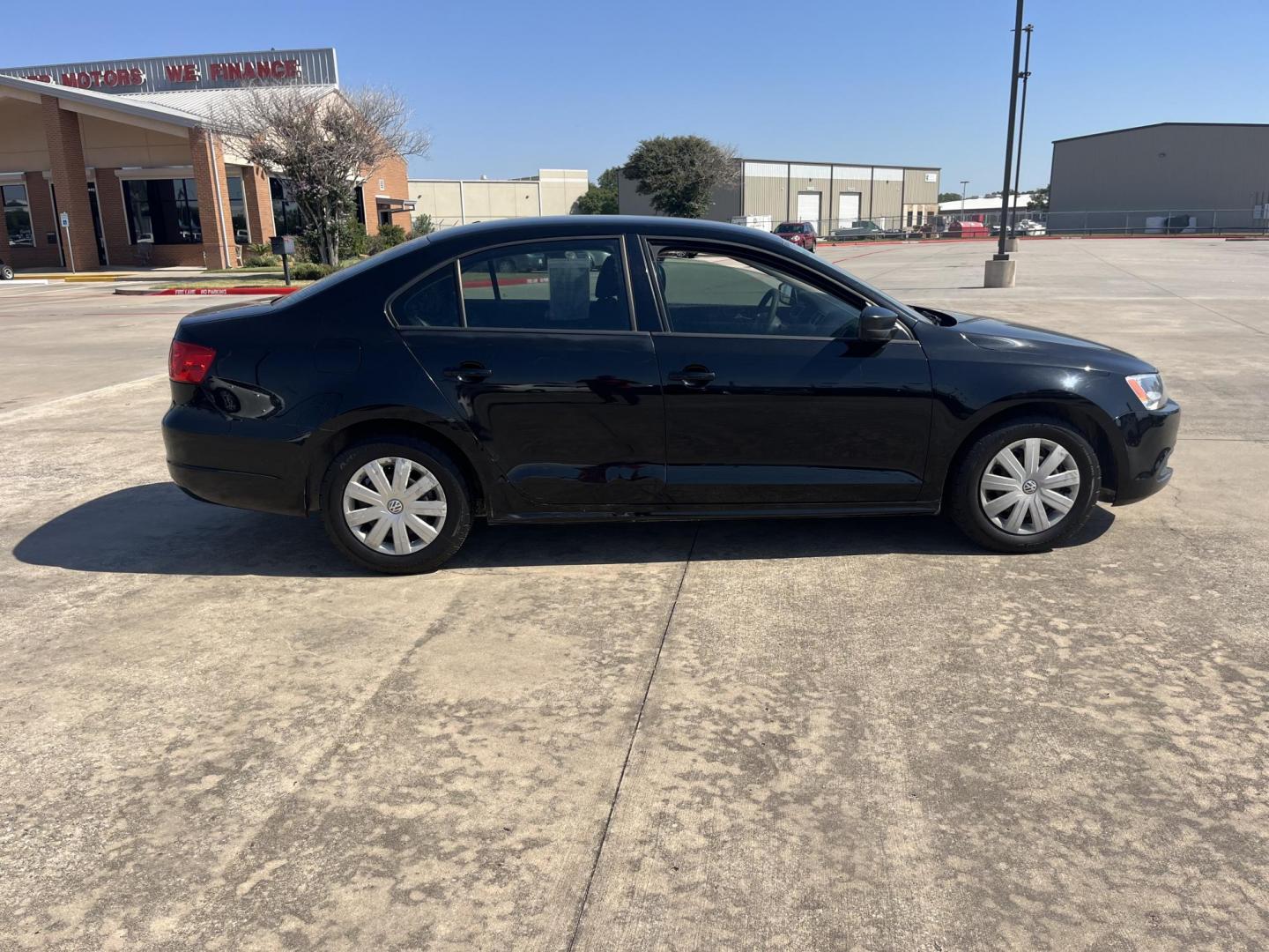 2013 Black /black Volkswagen Jetta S (3VW2K7AJ5DM) with an 2.0L L4 DOHC 20V engine, Automatic Overdrive transmission, located at 14700 Tomball Parkway 249, Houston, TX, 77086, (281) 444-2200, 29.928619, -95.504074 - Photo#6