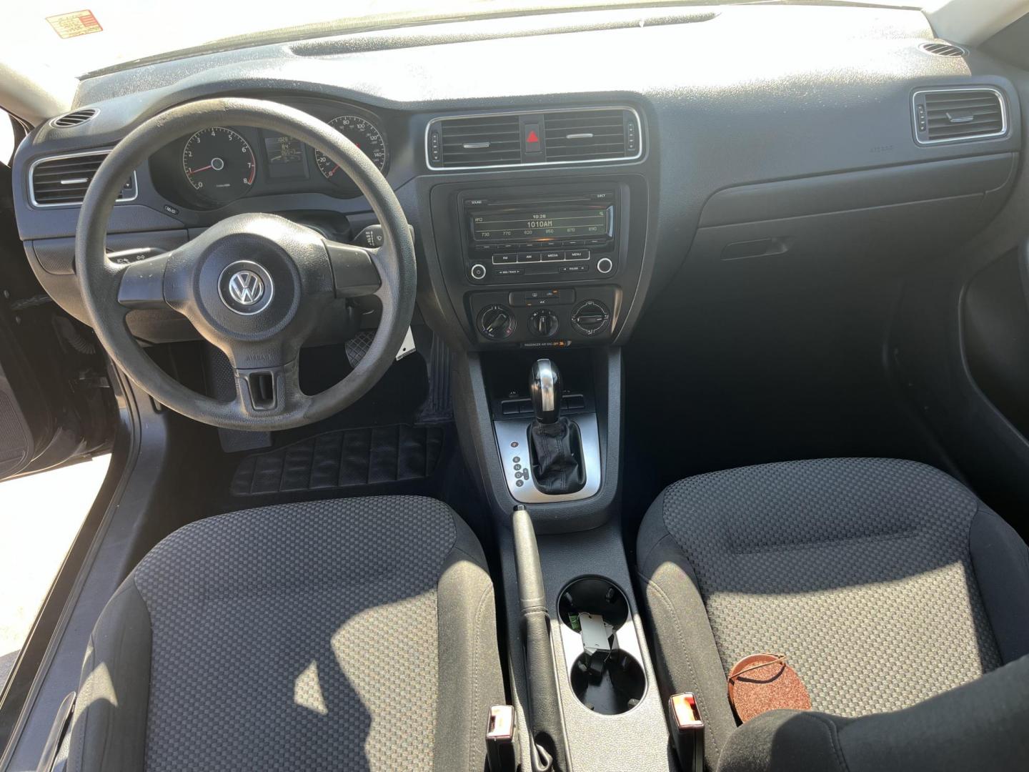 2013 Black /black Volkswagen Jetta S (3VW2K7AJ5DM) with an 2.0L L4 DOHC 20V engine, Automatic Overdrive transmission, located at 14700 Tomball Parkway 249, Houston, TX, 77086, (281) 444-2200, 29.928619, -95.504074 - Photo#9