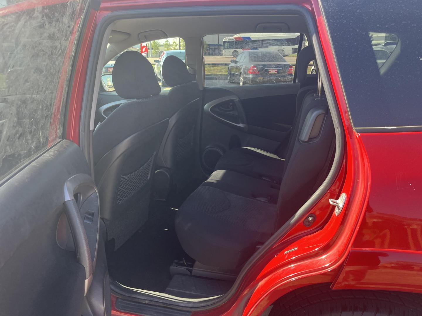 2007 red /gray Toyota RAV4 Sport V6 4WD (JTMBK32VX76) with an 3.5L V6 DOHC 24V engine, 5-Speed Automatic Overdrive transmission, located at 14700 Tomball Parkway 249, Houston, TX, 77086, (281) 444-2200, 29.928619, -95.504074 - Photo#11