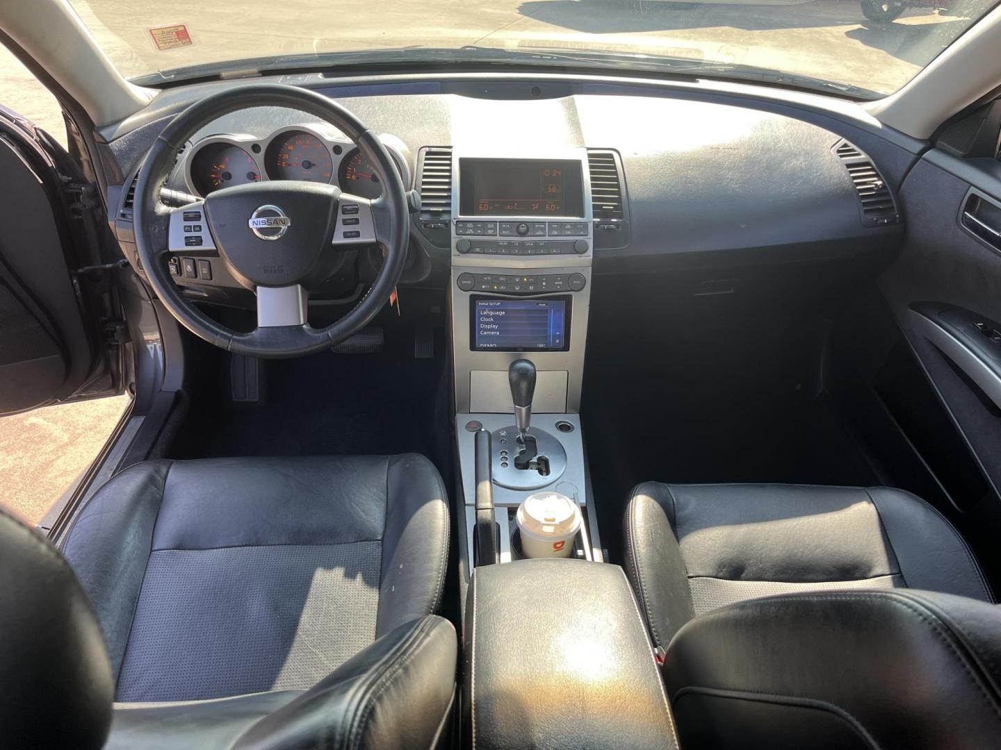 2006 GRAY /black Nissan Maxima SE (1N4BA41E86C) with an 3.5L V6 DOHC 24V engine, Automatic Overdrive transmission, located at 14700 Tomball Parkway 249, Houston, TX, 77086, (281) 444-2200, 29.928619, -95.504074 - Photo#10