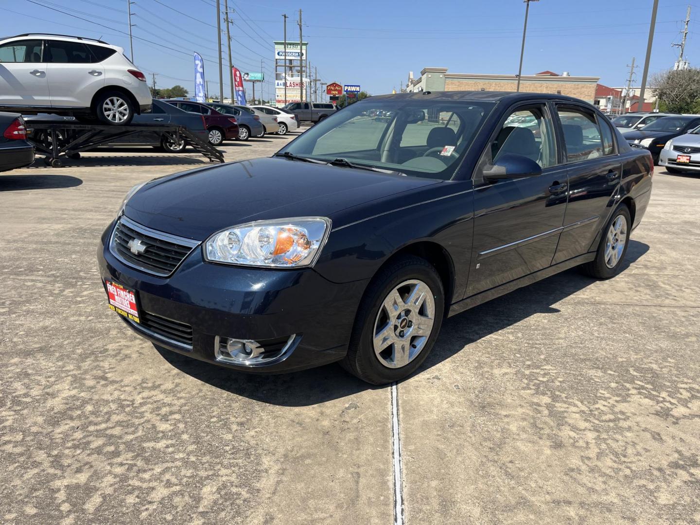 2007 Chevrolet Malibu LT2 (1G1ZT57N27F) with an 3.5L V6 OHV 12V engine, 4-Speed Automatic transmission, located at 14700 Tomball Parkway 249, Houston, TX, 77086, (281) 444-2200, 29.928619, -95.504074 - Photo#2
