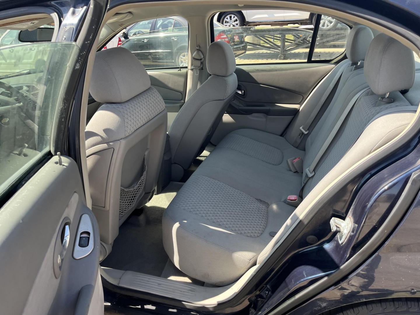 2007 Chevrolet Malibu LT2 (1G1ZT57N27F) with an 3.5L V6 OHV 12V engine, 4-Speed Automatic transmission, located at 14700 Tomball Parkway 249, Houston, TX, 77086, (281) 444-2200, 29.928619, -95.504074 - Photo#9