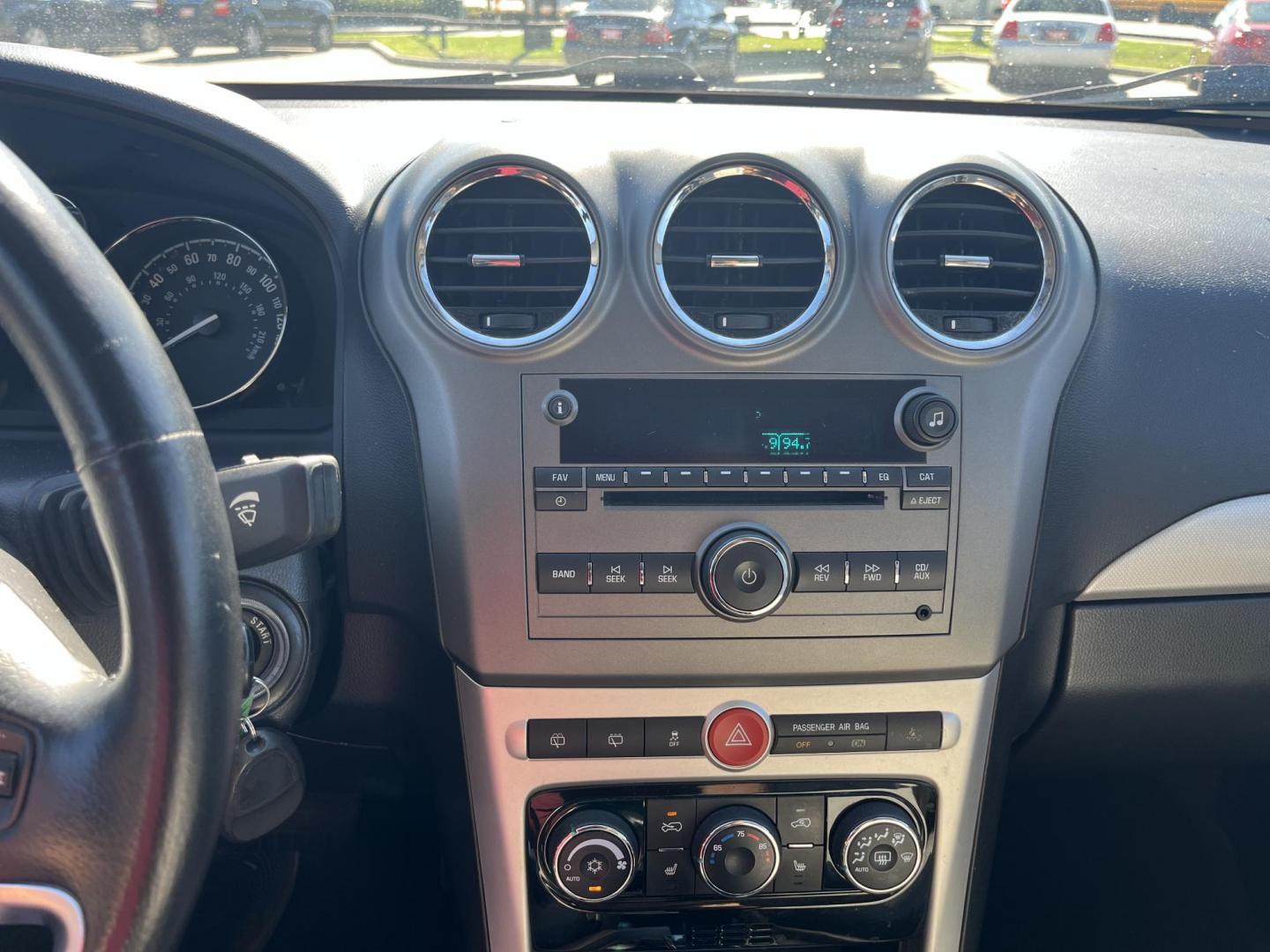 2012 SILVER /black Chevrolet Captiva Sport LTZ AWD (3GNFL4E51CS) with an 3.0L V6 DOHC 24V engine, 6-Speed Automatic transmission, located at 14700 Tomball Parkway 249, Houston, TX, 77086, (281) 444-2200, 29.928619, -95.504074 - Photo#15