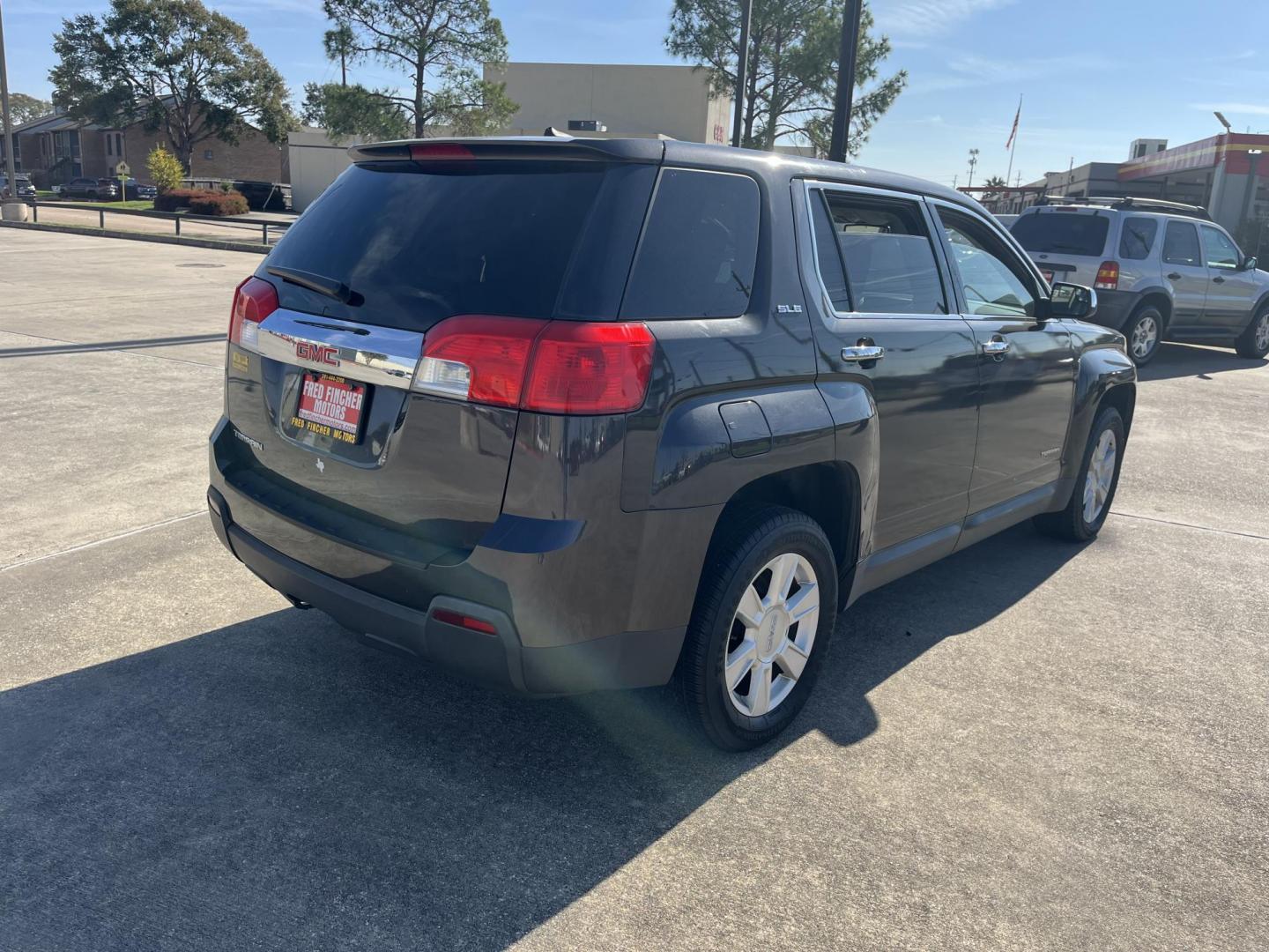 2013 black /black GMC Terrain SLE1 FWD (2GKALMEK4D6) with an 2.4L L4 DOHC 16V FFV engine, 6-Speed Automatic transmission, located at 14700 Tomball Parkway 249, Houston, TX, 77086, (281) 444-2200, 29.928619, -95.504074 - Photo#6