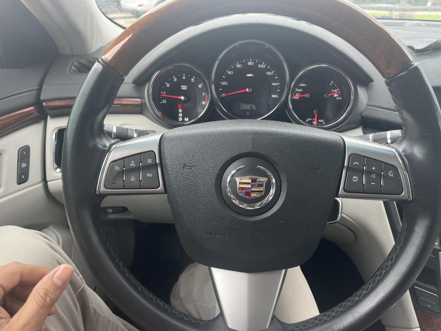 2008 maroom /TAN Cadillac CTS 3.6L SIDI AWD (1G6DS57V780) with an 3.6L V6 DOHC 24V engine, 5-Speed Automatic Overdrive transmission, located at 14700 Tomball Parkway 249, Houston, TX, 77086, (281) 444-2200, 29.928619, -95.504074 - Photo#16