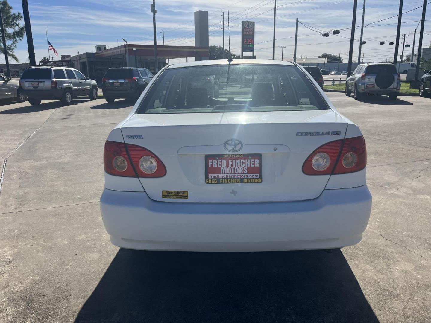 2006 white /TAN Toyota Corolla CE (2T1BR32E26C) with an 1.8L L4 DOHC 16V engine, Automatic Overdrive transmission, located at 14700 Tomball Parkway 249, Houston, TX, 77086, (281) 444-2200, 29.928619, -95.504074 - Photo#5