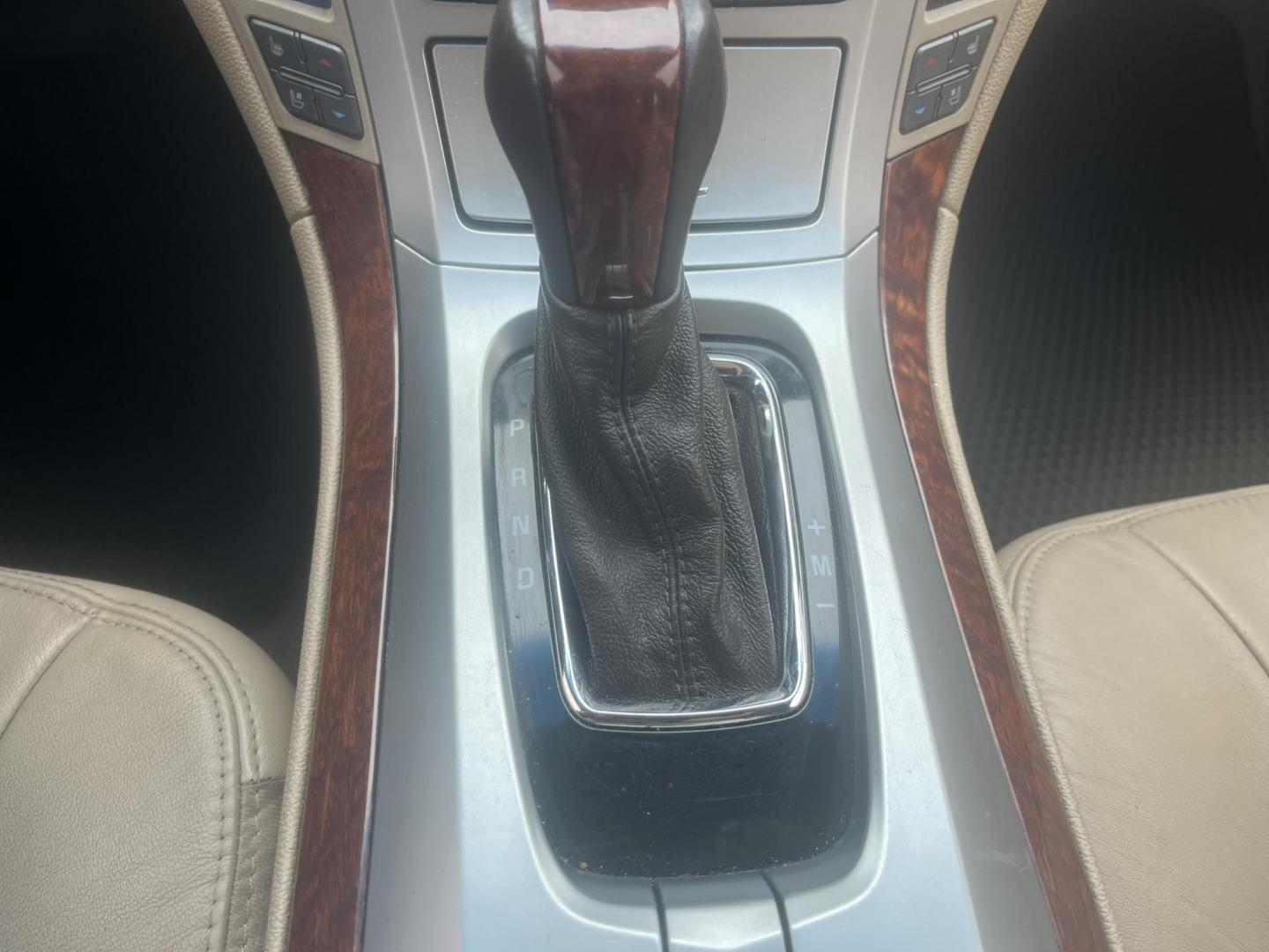 2010 white /TAN Cadillac CTS 3.6L Premium w/Navi (1G6DP5EV9A0) with an 3.6L V6 DOHC 24V engine, Automatic Overdrive transmission, located at 14700 Tomball Parkway 249, Houston, TX, 77086, (281) 444-2200, 29.928619, -95.504074 - Photo#14