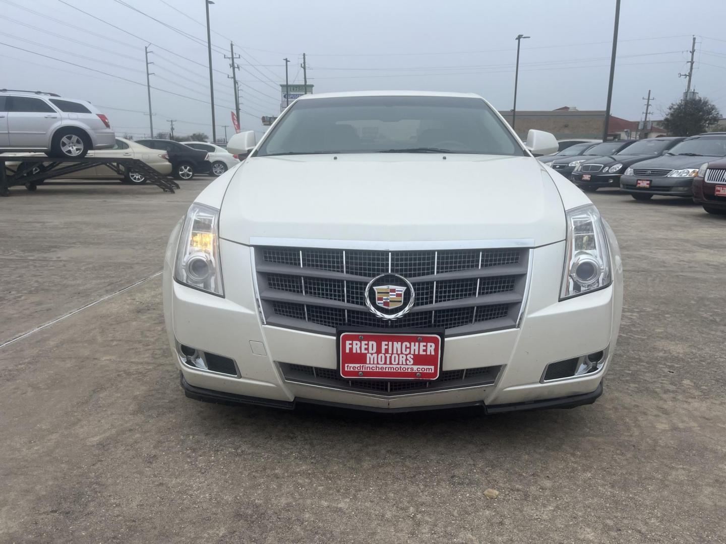 2010 white /TAN Cadillac CTS 3.6L Premium w/Navi (1G6DP5EV9A0) with an 3.6L V6 DOHC 24V engine, Automatic Overdrive transmission, located at 14700 Tomball Parkway 249, Houston, TX, 77086, (281) 444-2200, 29.928619, -95.504074 - Photo#2