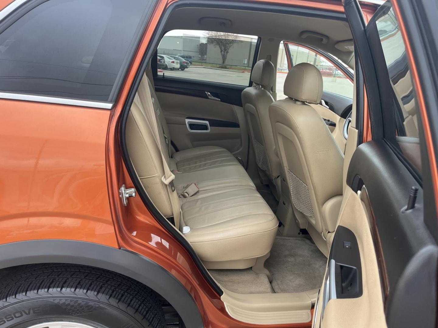2008 orange /gray Saturn VUE FWD 4-Cylinder XE (3GSCL33P08S) with an 2.4L L4 DOHC 16V engine, 4-Speed Automatic Overdrive transmission, located at 14700 Tomball Parkway 249, Houston, TX, 77086, (281) 444-2200, 29.928619, -95.504074 - Photo#11