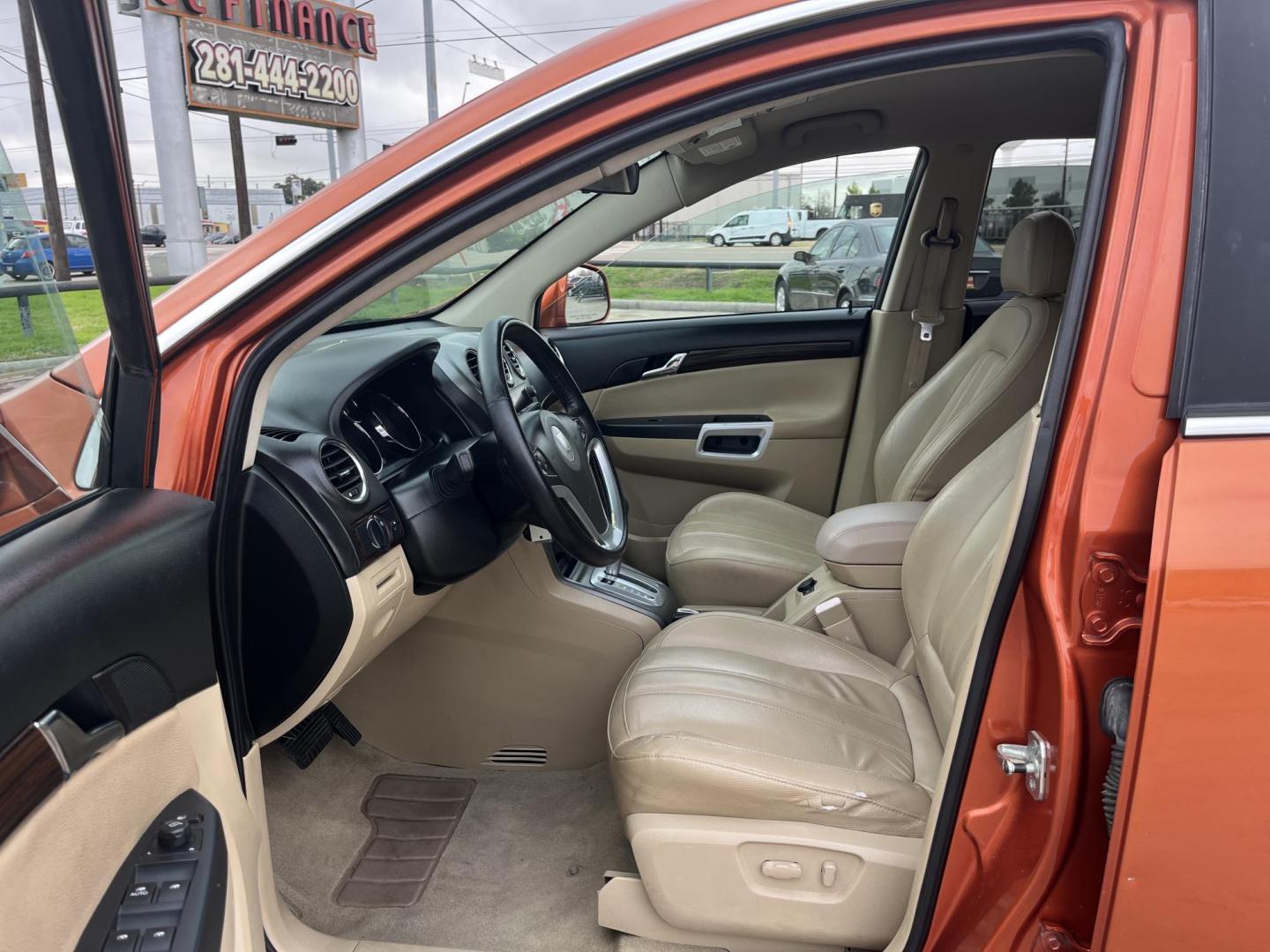 2008 orange /gray Saturn VUE FWD 4-Cylinder XE (3GSCL33P08S) with an 2.4L L4 DOHC 16V engine, 4-Speed Automatic Overdrive transmission, located at 14700 Tomball Parkway 249, Houston, TX, 77086, (281) 444-2200, 29.928619, -95.504074 - Photo#7