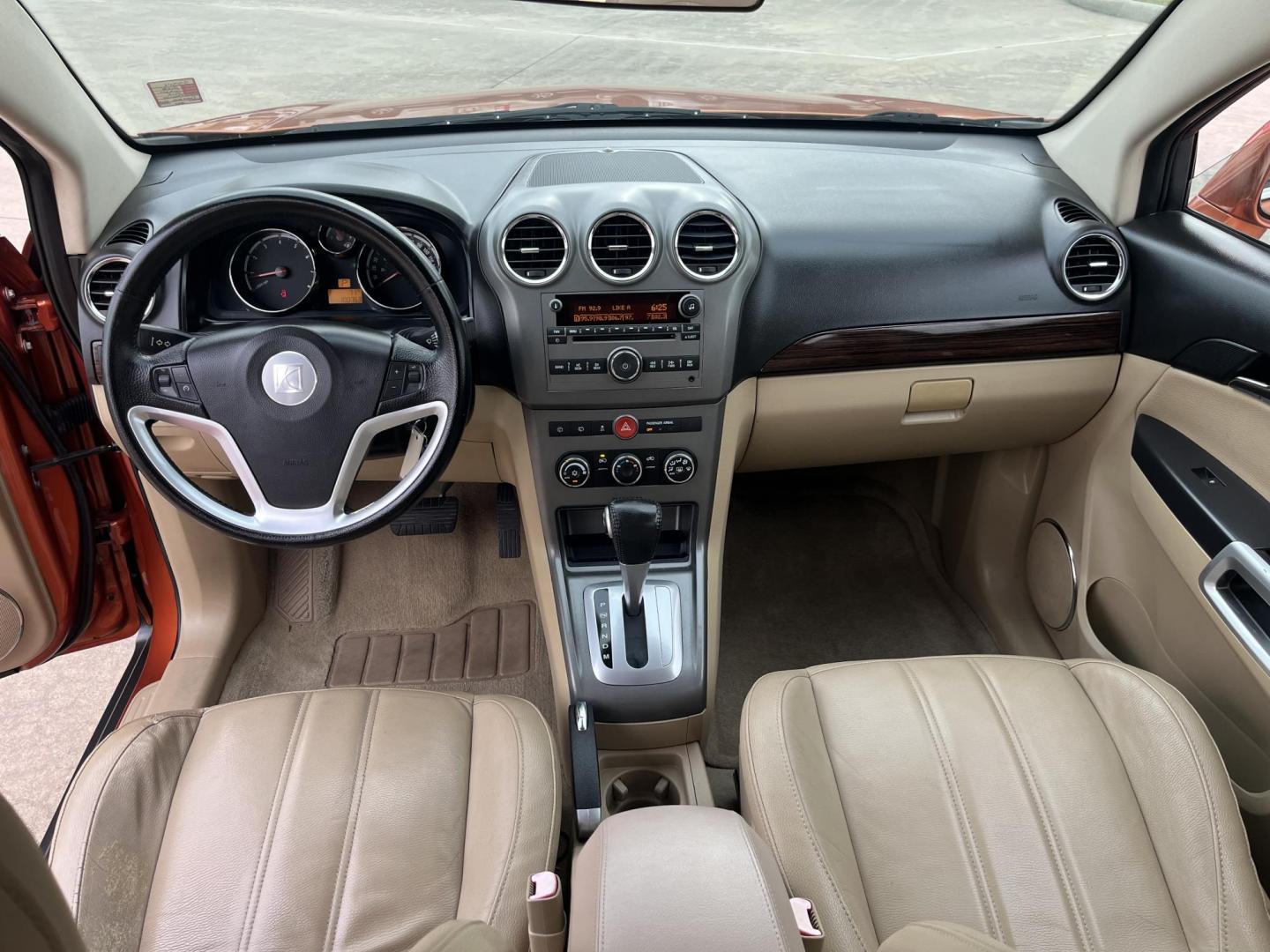 2008 orange /gray Saturn VUE FWD 4-Cylinder XE (3GSCL33P08S) with an 2.4L L4 DOHC 16V engine, 4-Speed Automatic Overdrive transmission, located at 14700 Tomball Parkway 249, Houston, TX, 77086, (281) 444-2200, 29.928619, -95.504074 - Photo#8