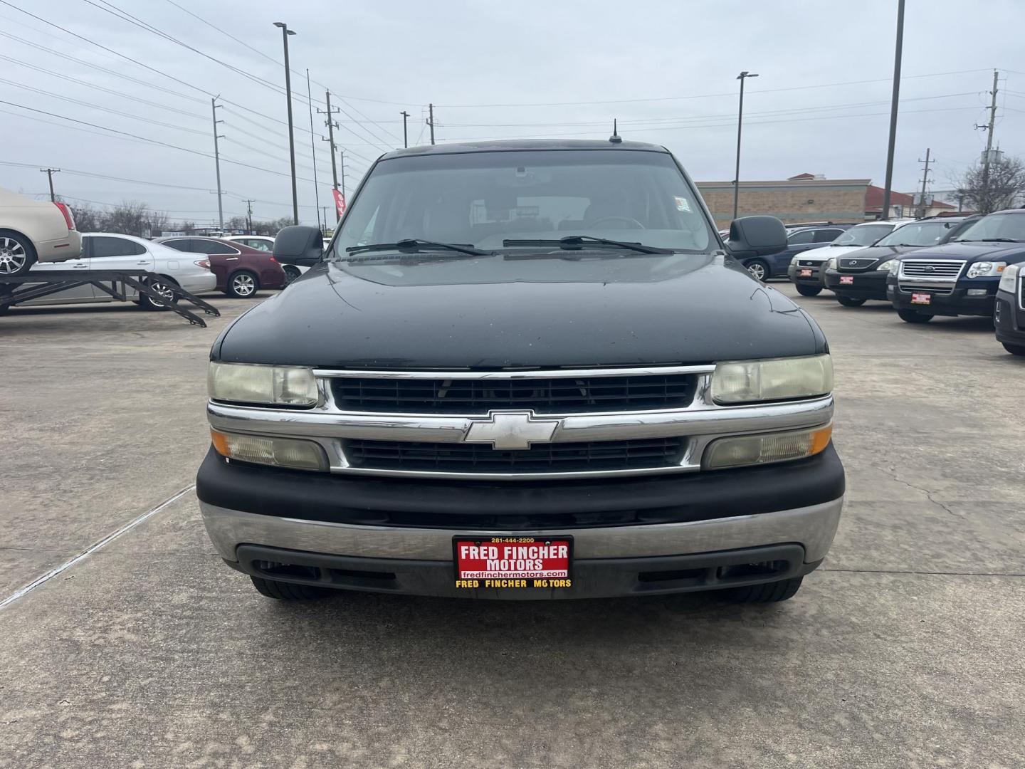 2003 GRAY /gray Chevrolet Suburban 1500 2WD (3GNEC16Z03G) with an 5.3L V8 OHV 16V FFV engine, 4-Speed Automatic Overdrive transmission, located at 14700 Tomball Parkway 249, Houston, TX, 77086, (281) 444-2200, 29.928619, -95.504074 - Photo#1
