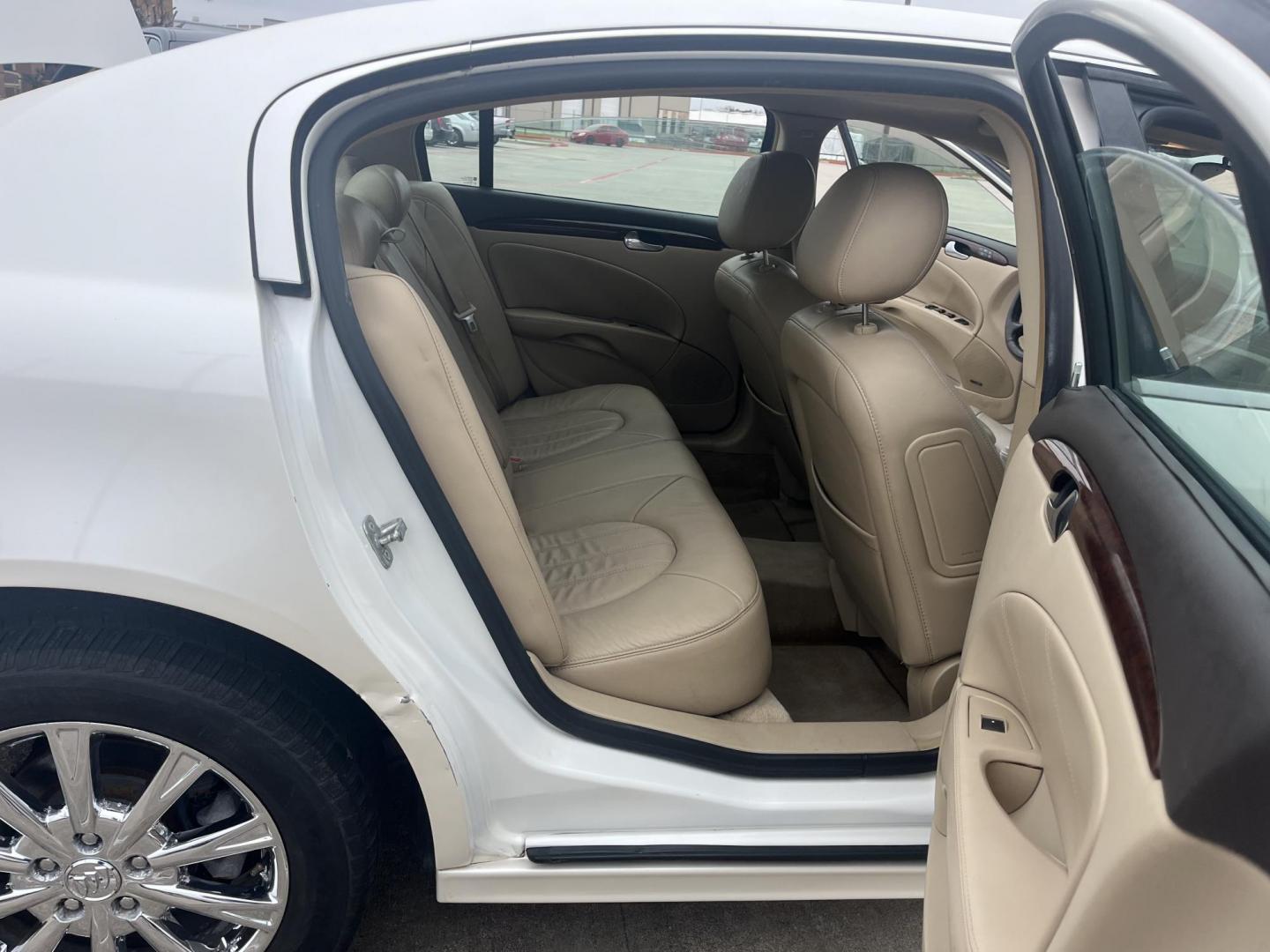 2011 white /TAN Buick Lucerne CXL Premium (1G4HJ5EMXBU) with an 3.9L V6 OHV 12V engine, 4-Speed Automatic transmission, located at 14700 Tomball Parkway 249, Houston, TX, 77086, (281) 444-2200, 29.928619, -95.504074 - Photo#12