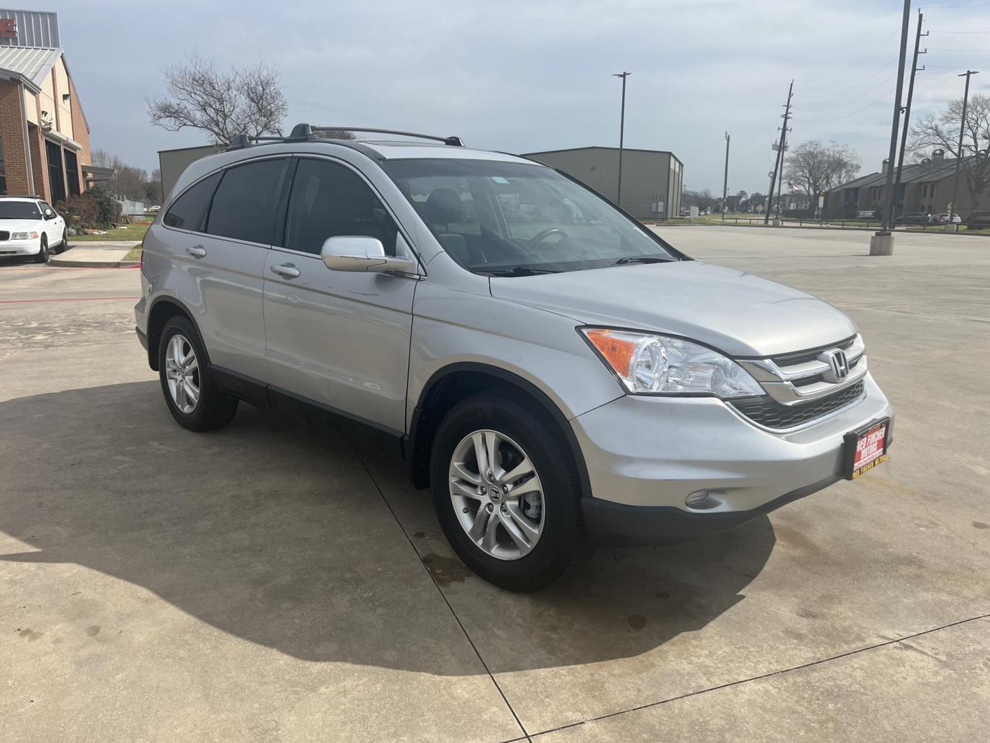 2011 silver /black Honda CR-V EX-L 2WD 5-Speed AT (5J6RE3H70BL) with an 2.4L L4 DOHC 16V engine, 5-Speed Automatic transmission, located at 14700 Tomball Parkway 249, Houston, TX, 77086, (281) 444-2200, 29.928619, -95.504074 - Photo#0