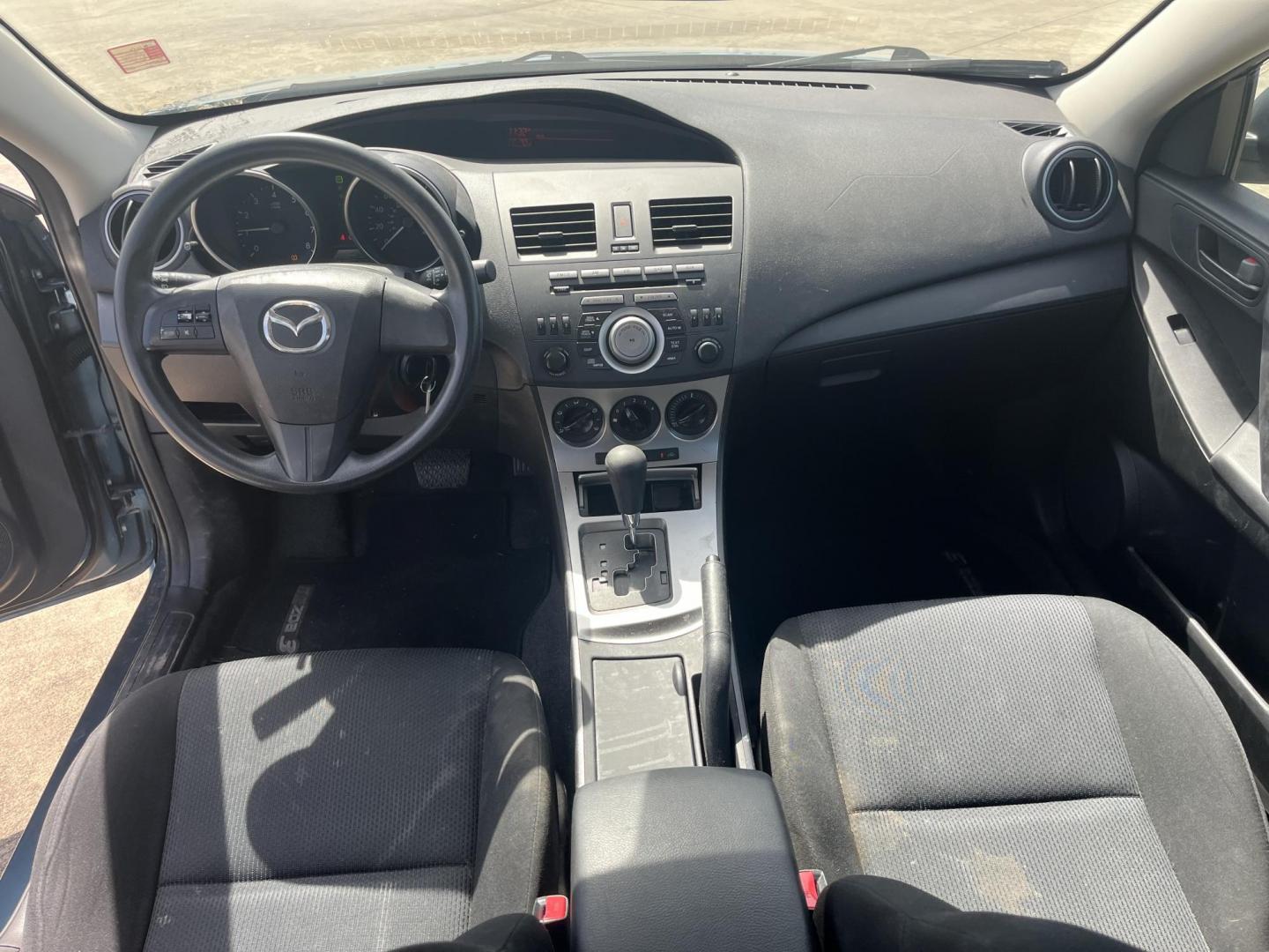 2010 blue /black Mazda MAZDA3 Unknown (JM1BL1SF1A1) , Automatic Overdrive transmission, located at 14700 Tomball Parkway 249, Houston, TX, 77086, (281) 444-2200, 29.928619, -95.504074 - Photo#10