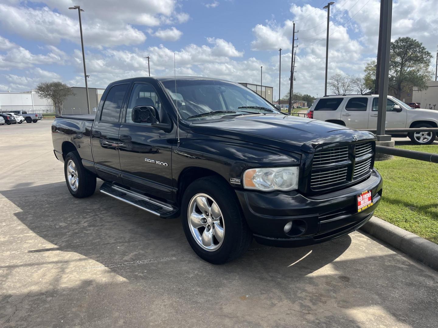 2005 black /black Dodge Ram 1500 Laramie Quad Cab Long Bed 2WD (1D7HA18D55S) with an 5.7L V8 OHV 16V engine, 5-Speed Automatic Overdrive transmission, located at 14700 Tomball Parkway 249, Houston, TX, 77086, (281) 444-2200, 29.928619, -95.504074 - Photo#0
