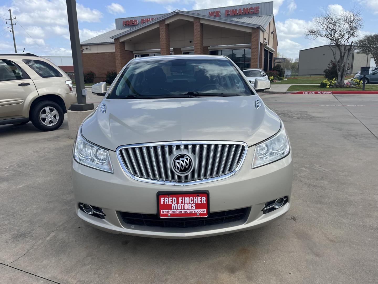 2011 GOLD /TAN Buick LaCrosse CXL FWD (1G4GC5EC9BF) with an 2.4L L4 DOHC 16V engine, 6-Speed Automatic Overdrive transmission, located at 14700 Tomball Parkway 249, Houston, TX, 77086, (281) 444-2200, 29.928619, -95.504074 - Photo#3