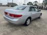 2005 silver /gray Honda Accord LX sedan AT (3HGCM56405G) with an 2.4L L4 DOHC 16V engine, 5-Speed Automatic Overdrive transmission, located at 14700 Tomball Parkway 249, Houston, TX, 77086, (281) 444-2200, 29.928619, -95.504074 - Photo#6
